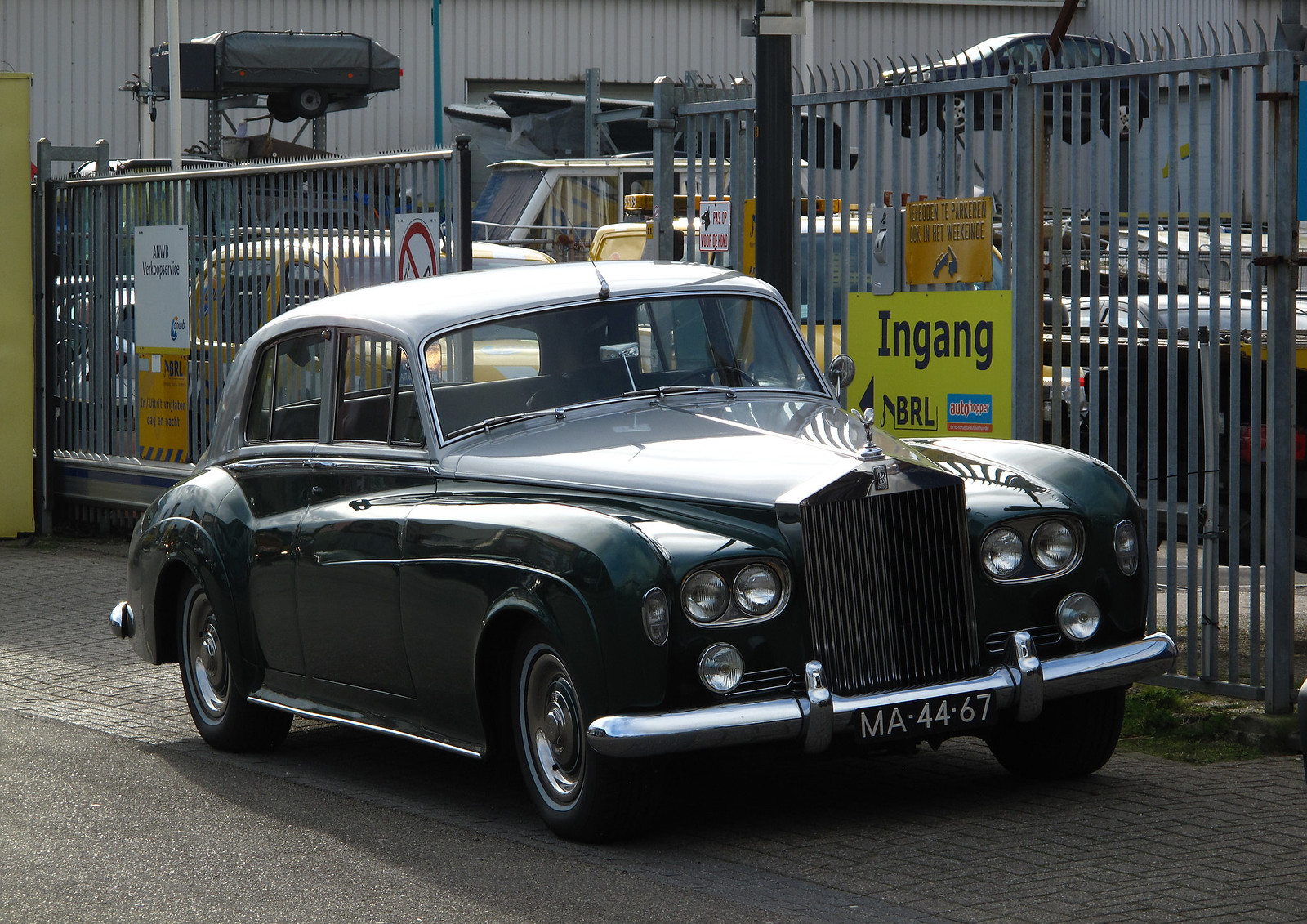 MA-44-67, Rolls-Royce Silver Cloud 