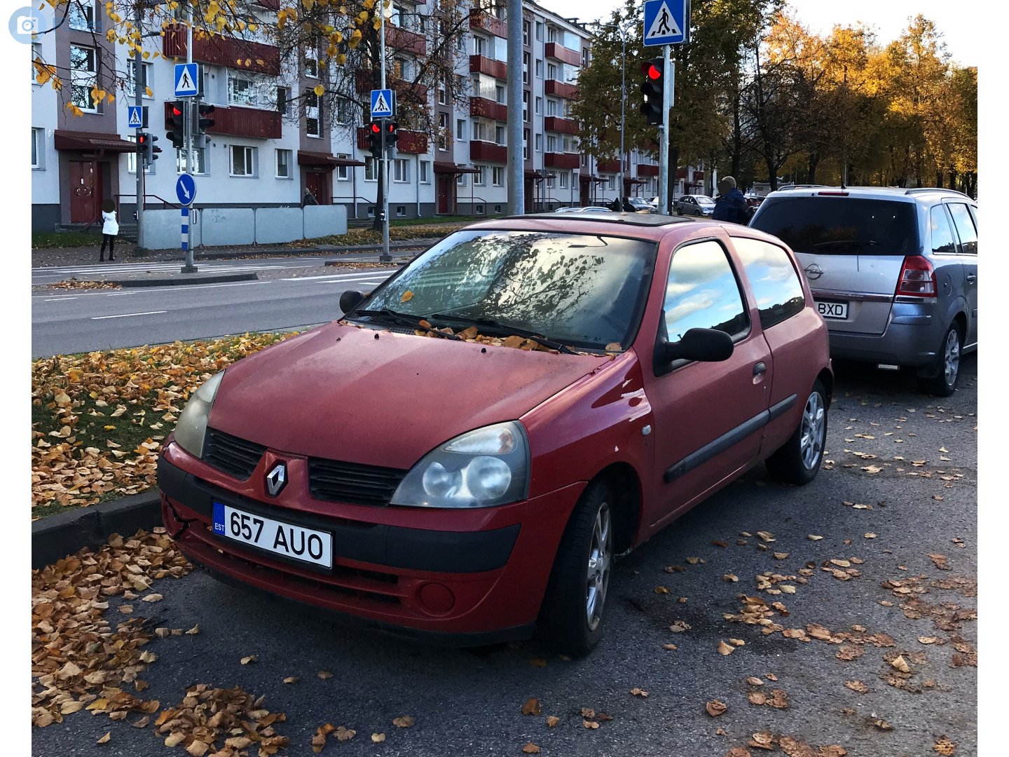 657 AUO, Renault Clio 2nd gen 3-door Hatch (C65), 1st facelift, 2001–2006