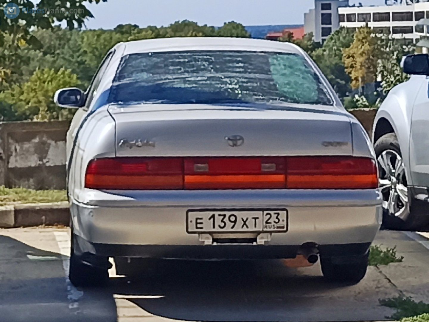 е 139 хт 23, Toyota Crown 9th gen (S140), 1991–1995