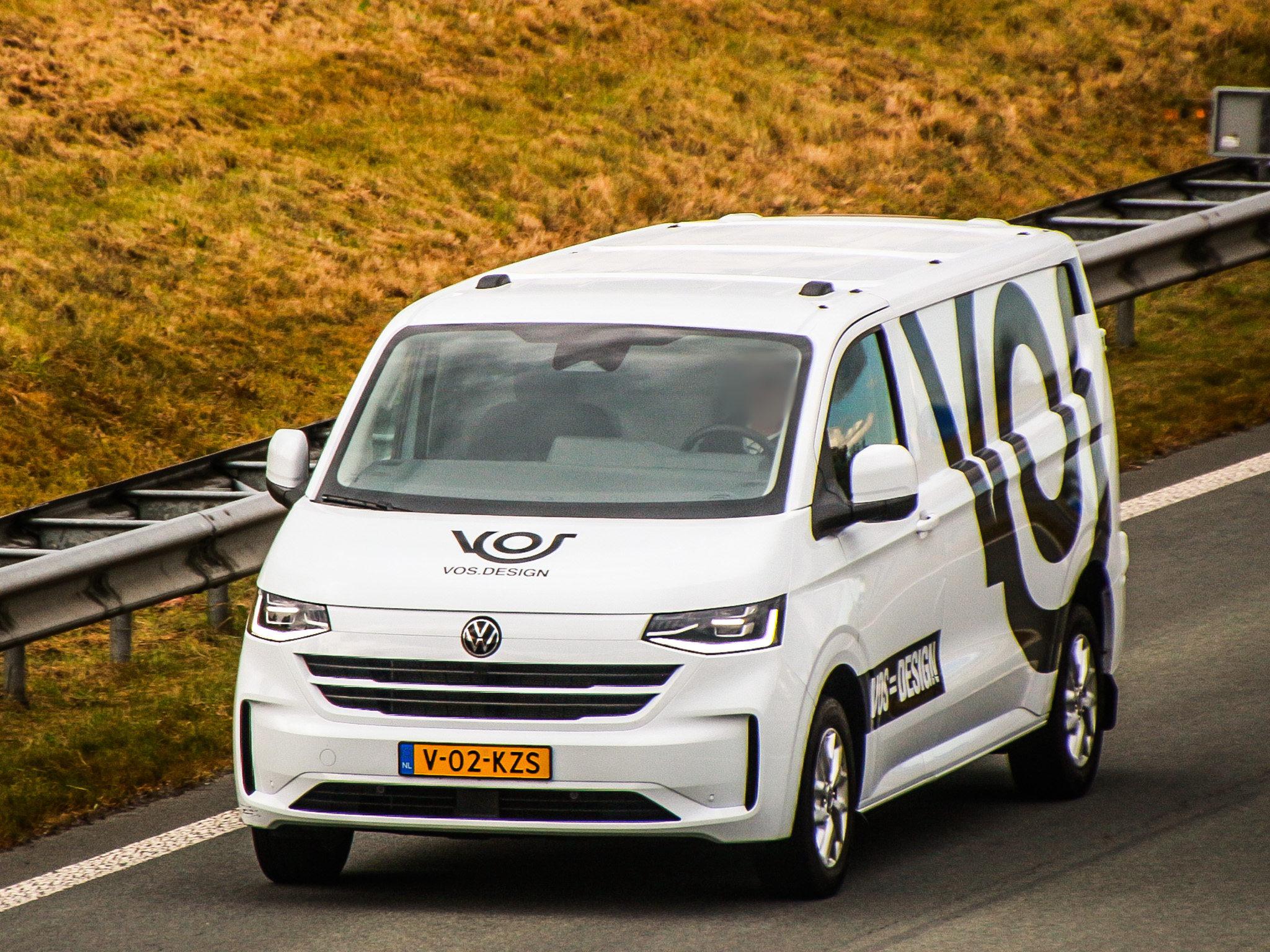 V-02-KZS, Volkswagen Transporter 7th gen Van (T7), 2024–