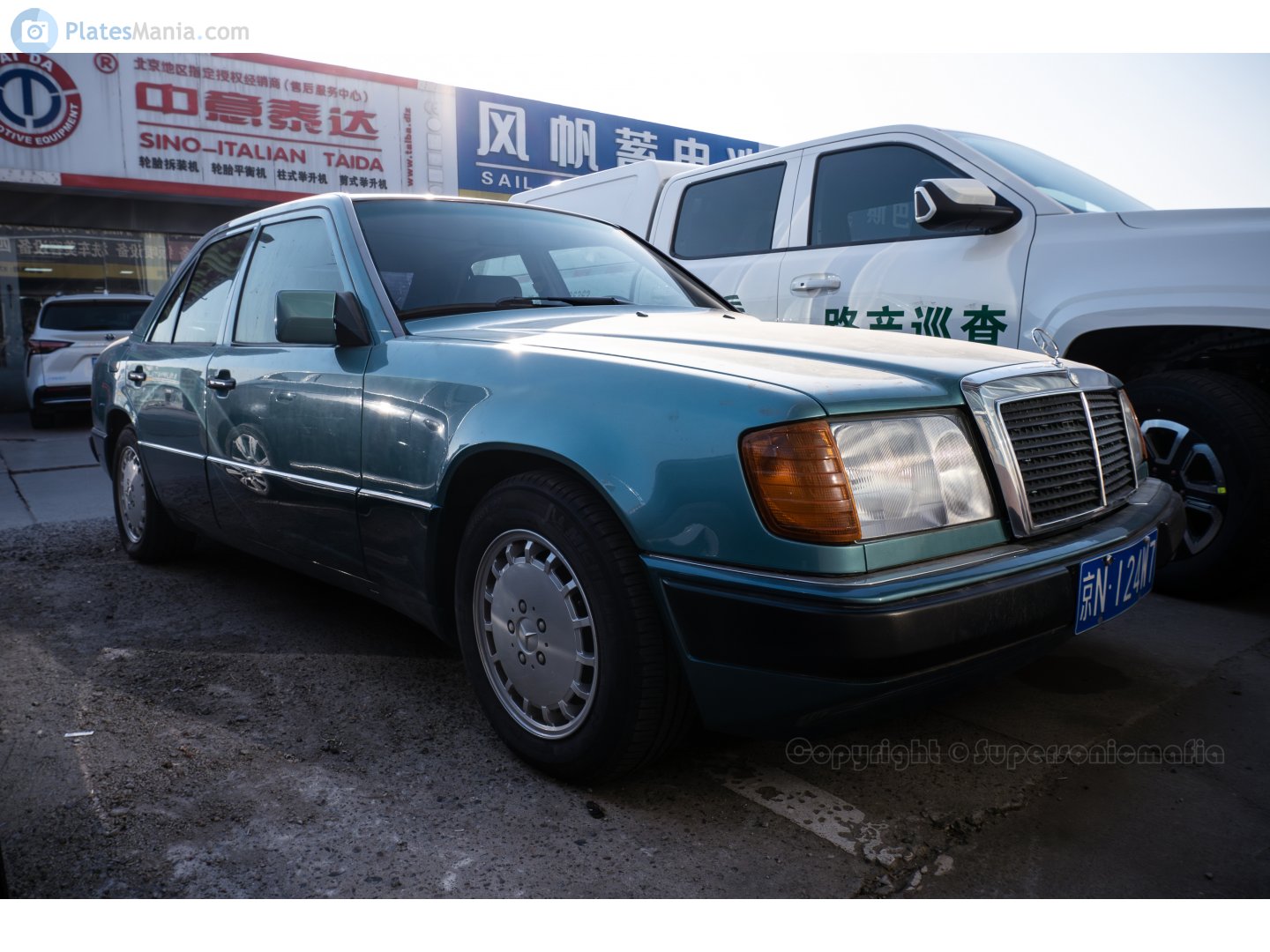 京N·124W7, Mercedes-Benz E-Klasse 1st gen Sedan (W124), 1984­–1995