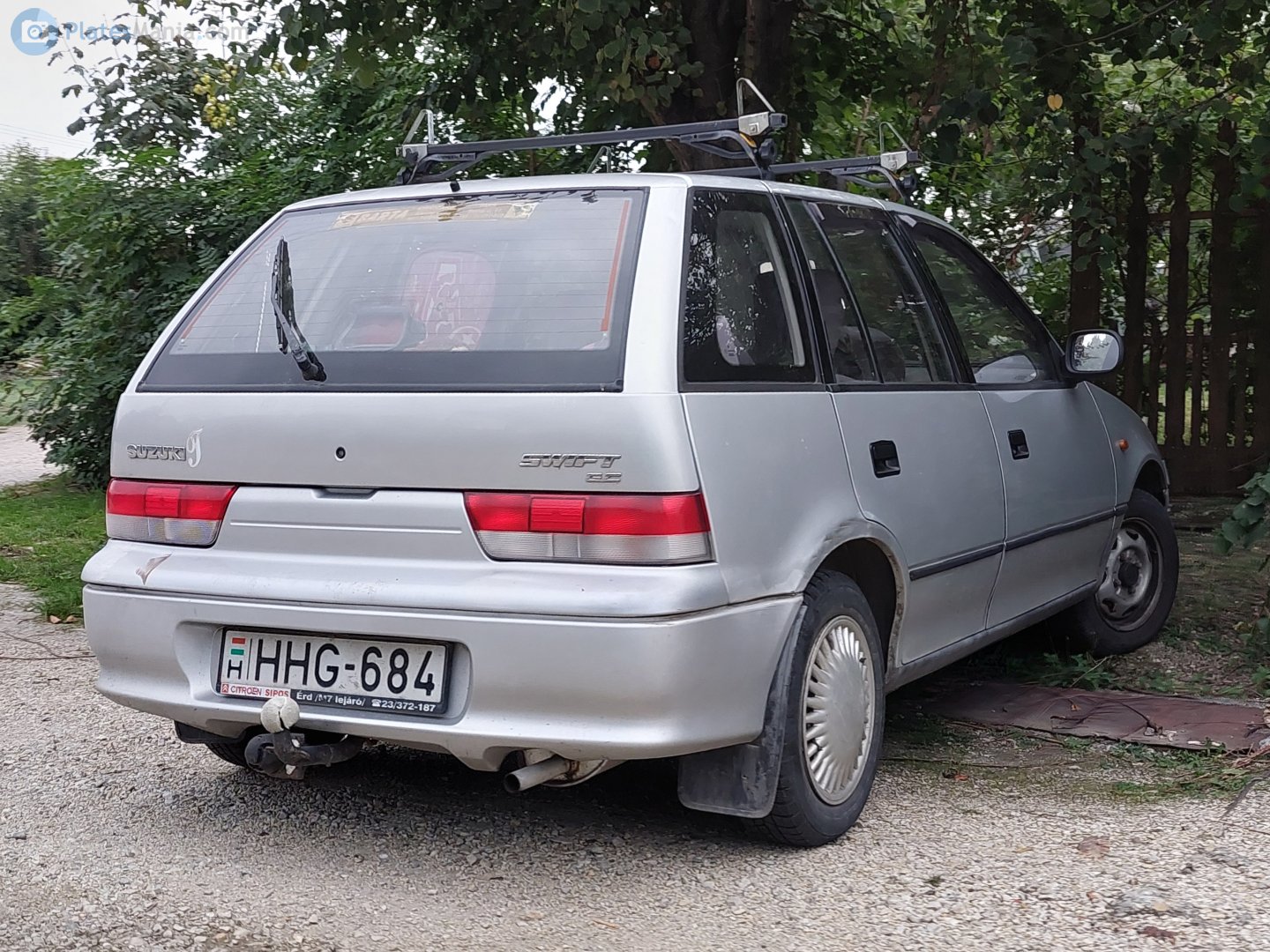 HHG-584, Suzuki Swift 2nd gen 5-door Hatch (SF), facelift, 1996–2004