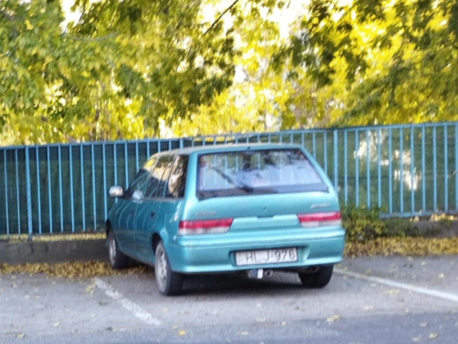 HLJ-976, Suzuki Swift 2nd gen 5-door Hatch (SF), facelift, 1996–2004