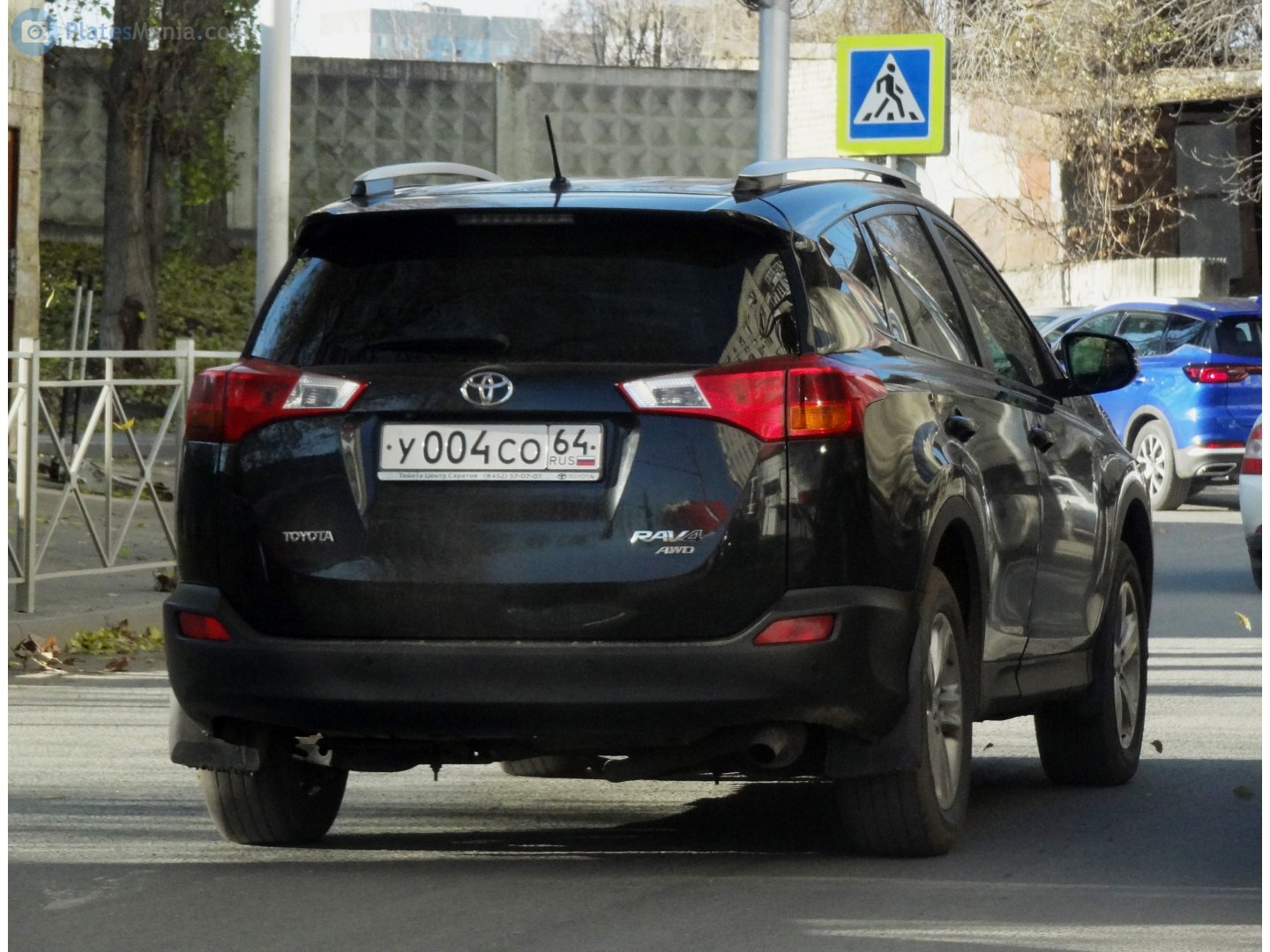 у 004 со 64, Toyota RAV4 4th gen (XA40), 2012–2015