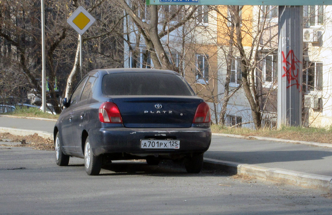 а 701 рх 125, Toyota Platz 1st gen (XP10), 1999­–2002