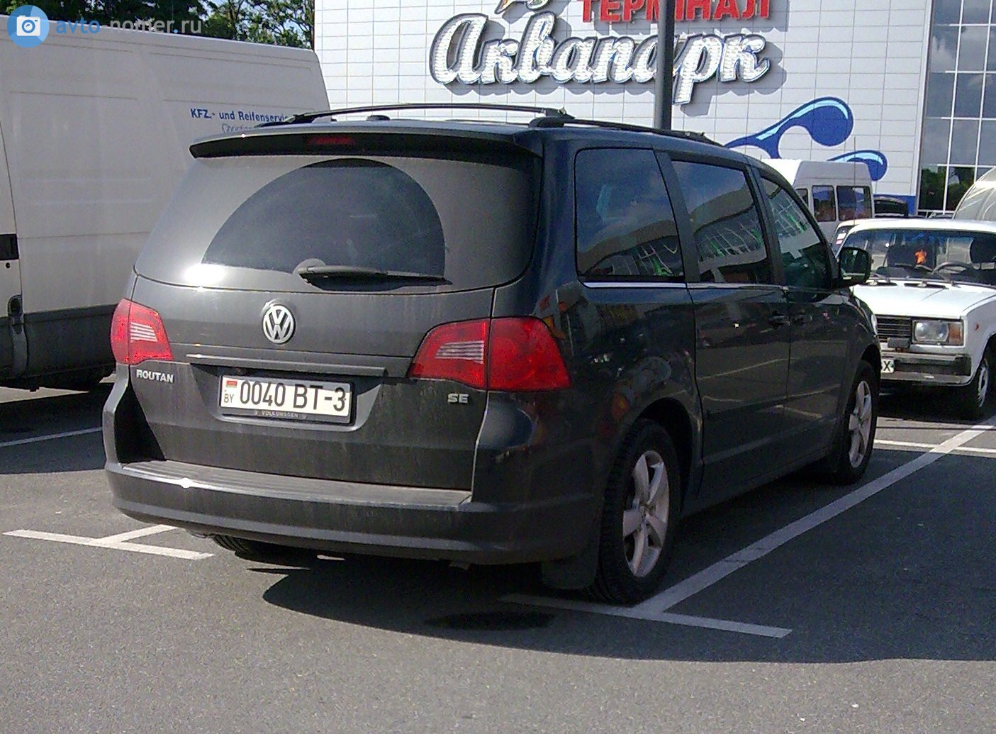0040 BT-3, Volkswagen Routan 1st gen (RT), 2008–2013