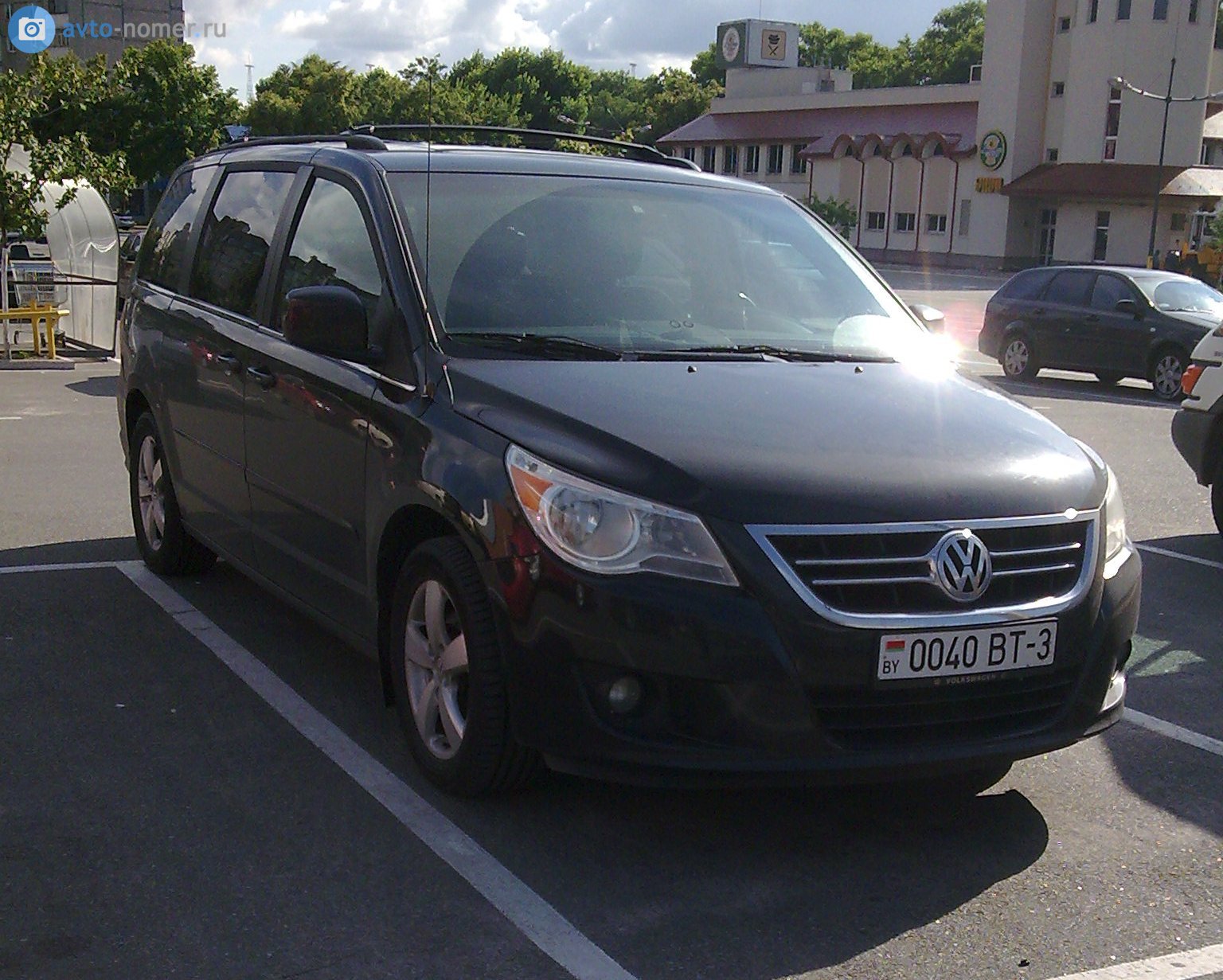 0040 BT-3, Volkswagen Routan 1st gen (RT), 2008–2013