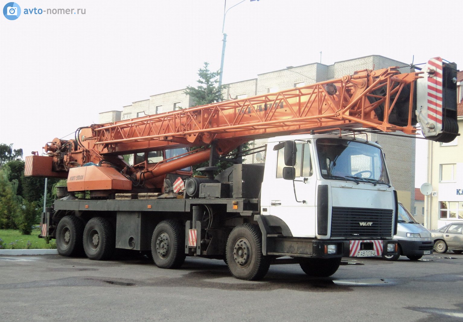 AB 7076-4, MZKT 6923 