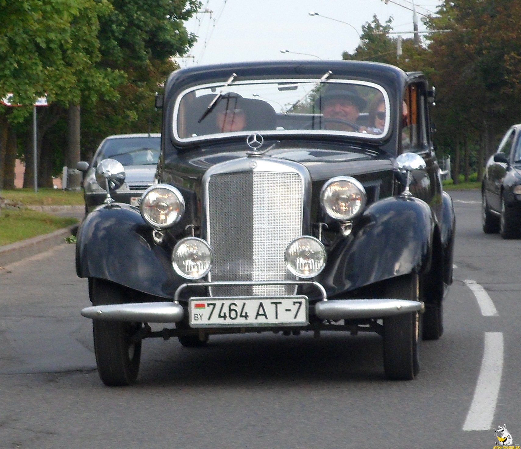 7464 AT-7, Mercedes-Benz 170 