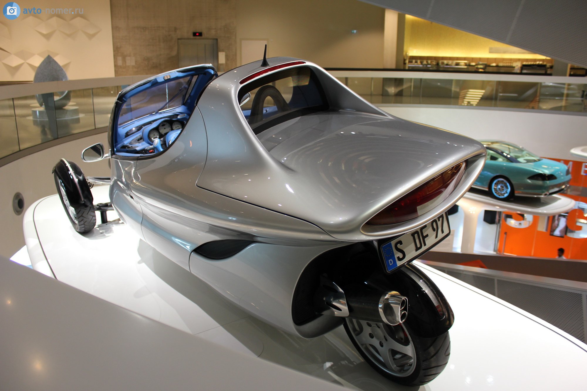 S DF 97, Mercedes-Benz F300 Life Jet 