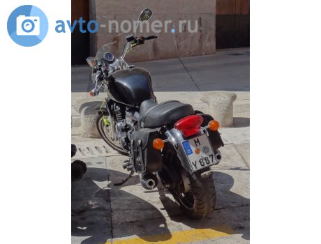 M Y 887, Triumph Motorcycles Legend