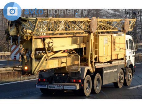 FB HW 772, Mercedes-Benz SK-Series