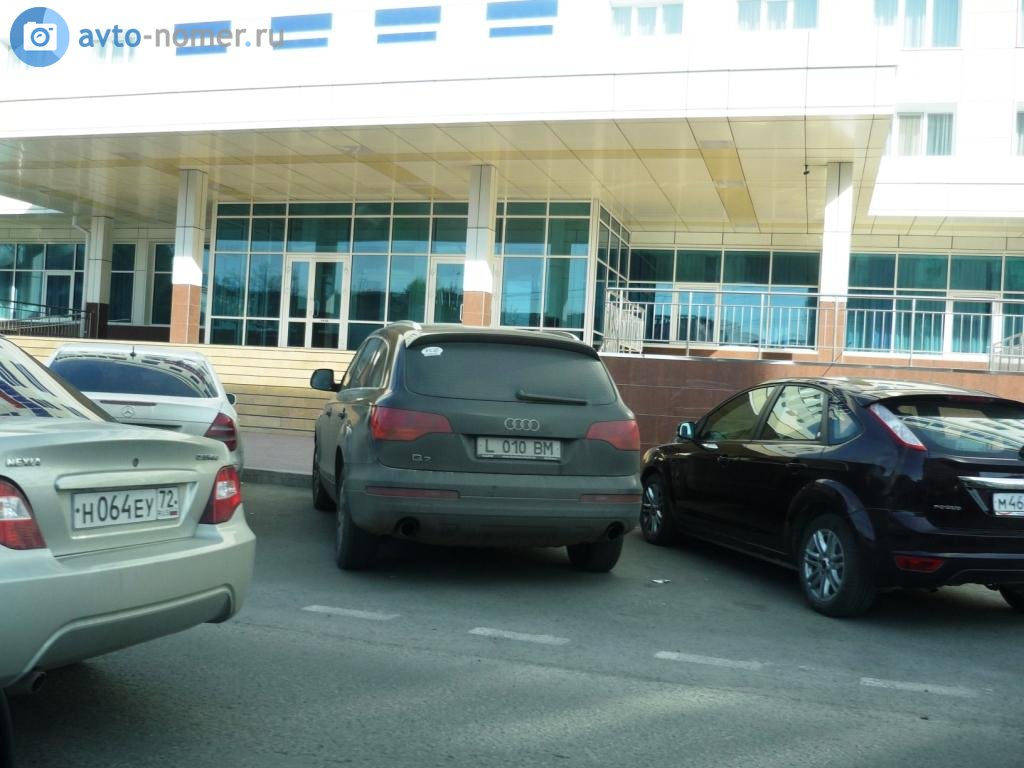 L 010 BM, Audi Q7 1st gen (4LB), 2005–2009