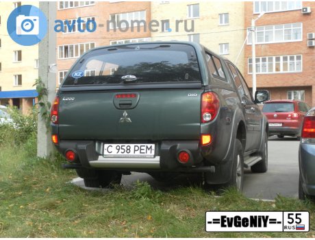 C 958 PEM, Mitsubishi L200