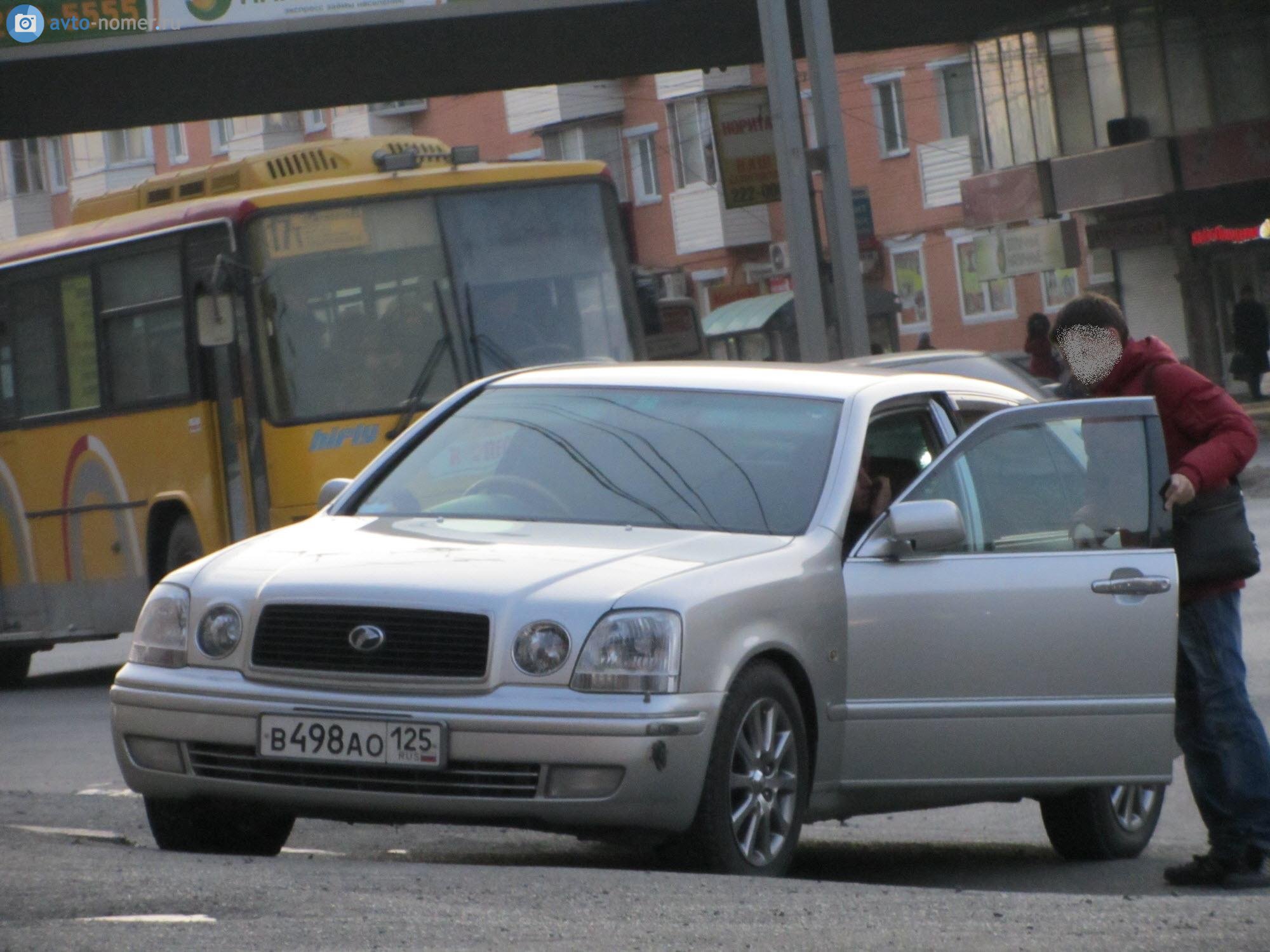 в 498 ао 125, Toyota Progres 1st gen (XG10), 1998–2007