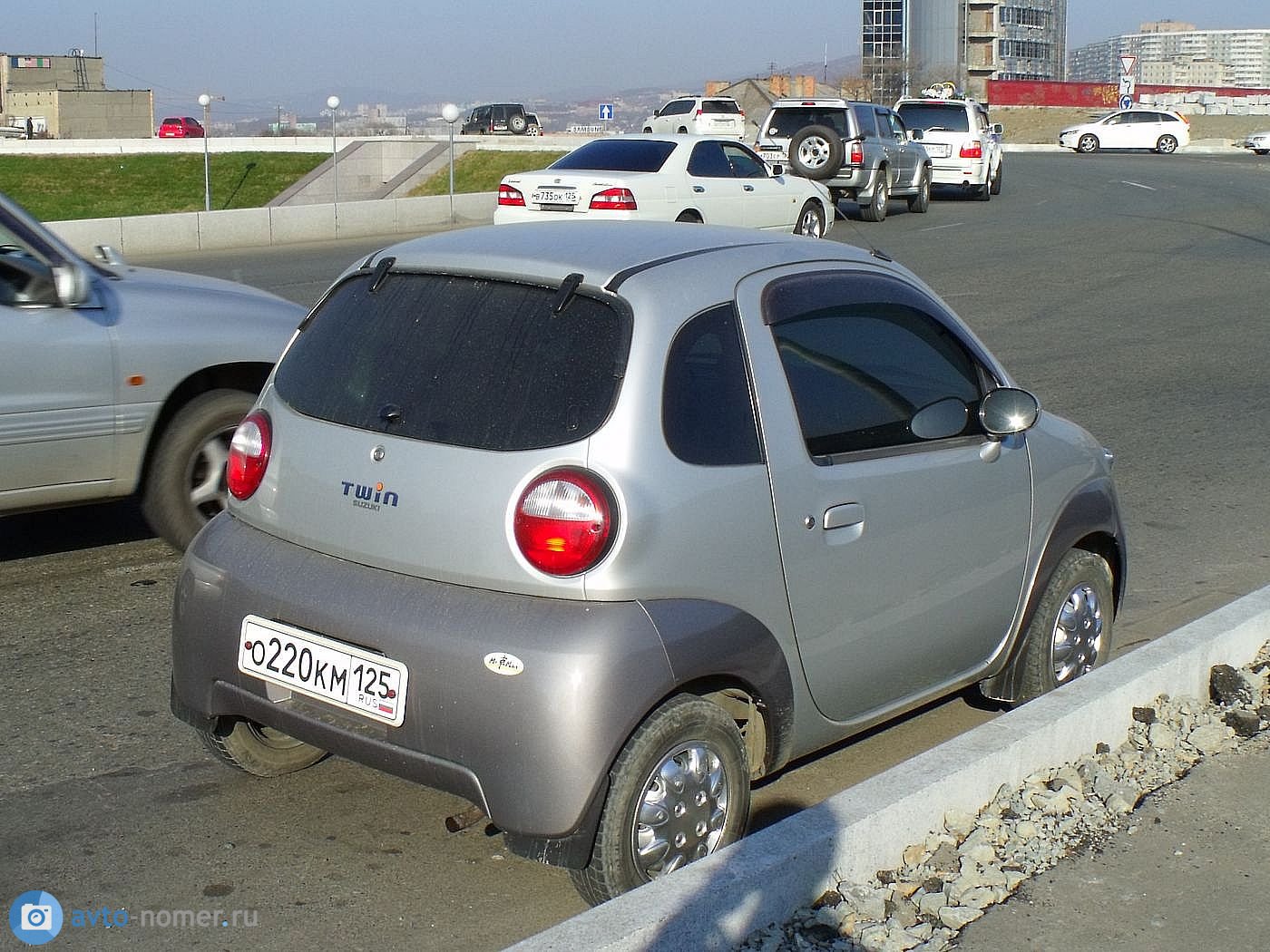 о 220 км 125, Suzuki Twin 1st gen (EC22), 2003–2005