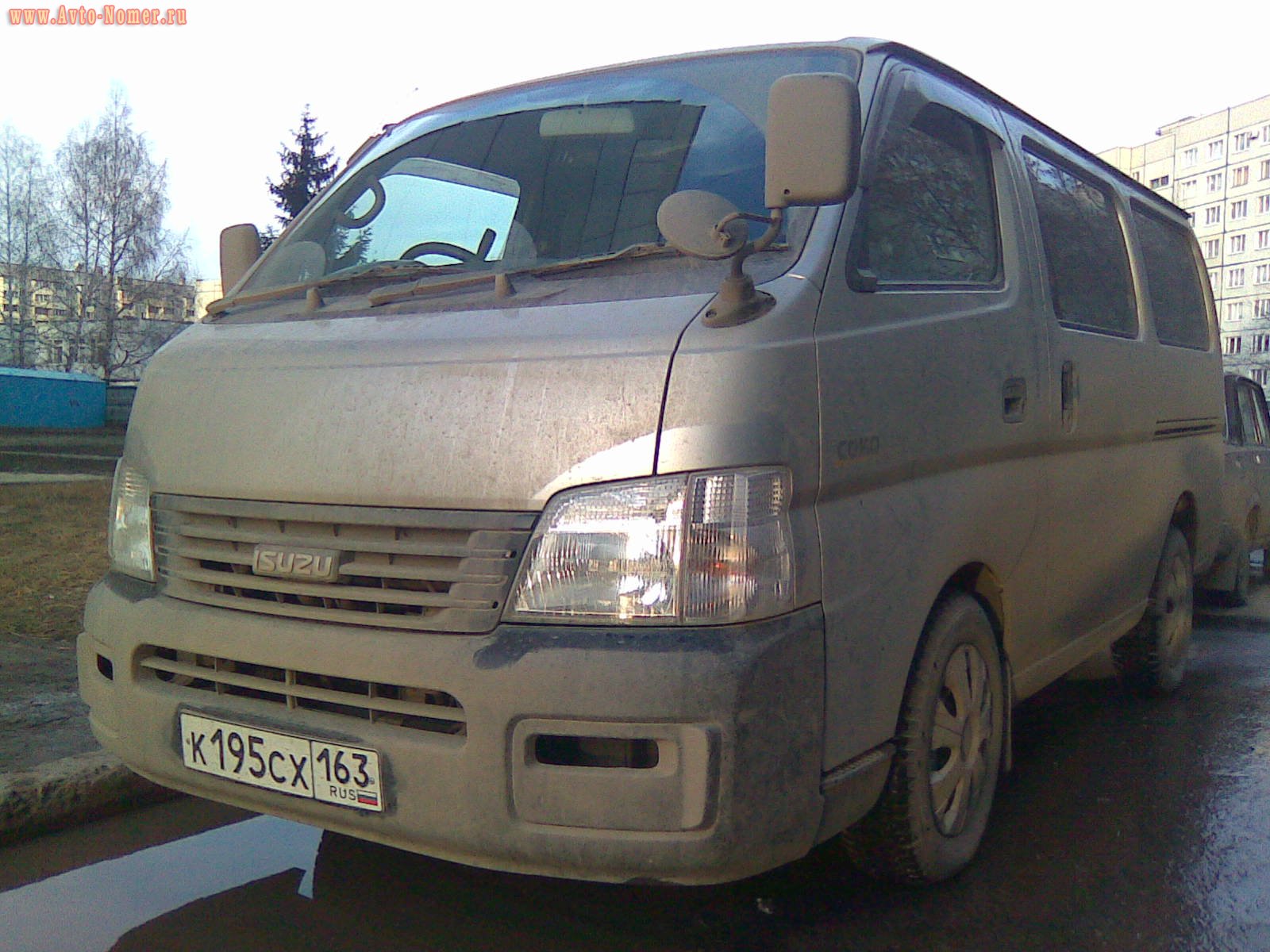 к 195 сх 163, Isuzu Como 1st gen (E25), 2001–2012