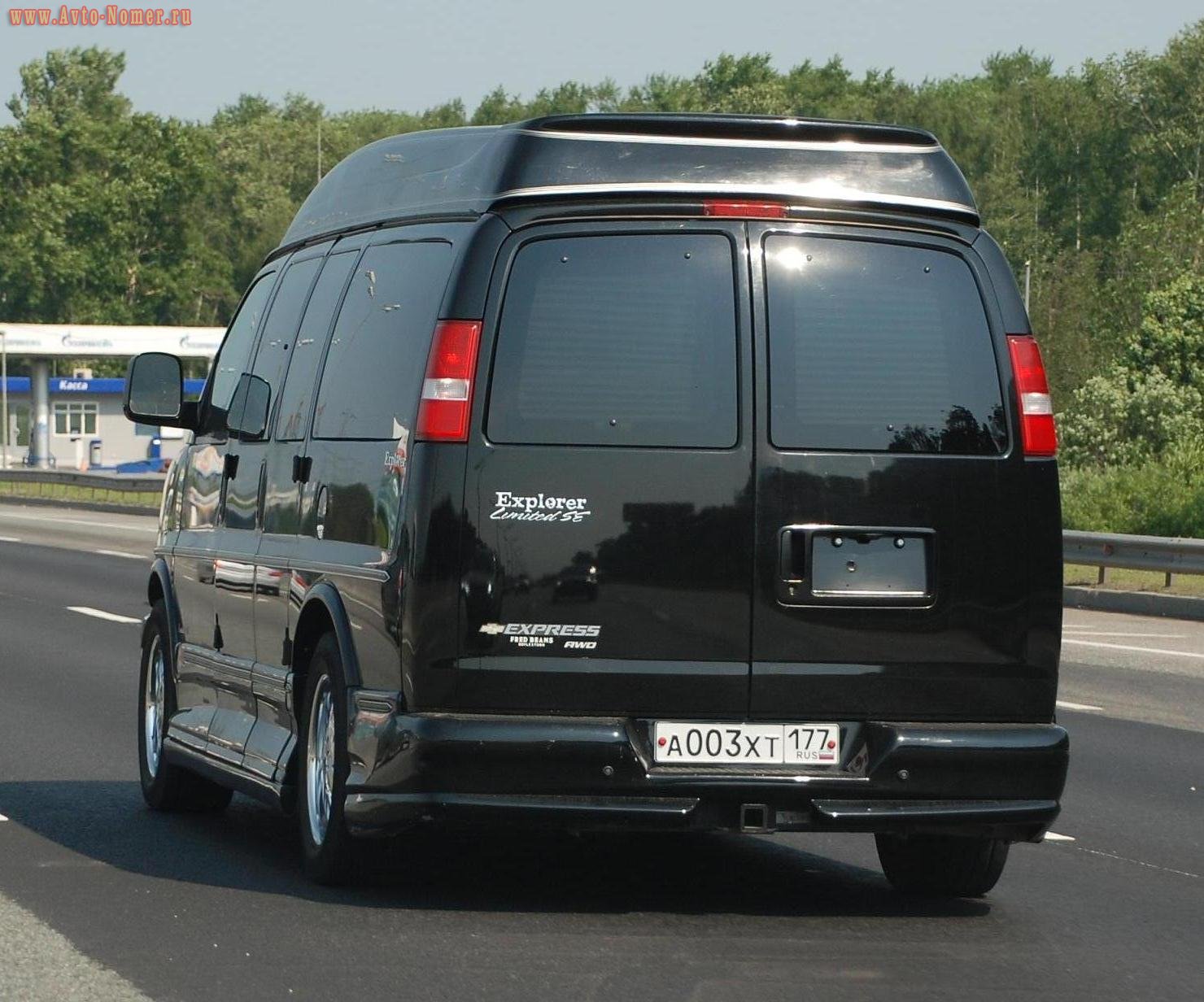 а 003 хт 177, Chevrolet Express 