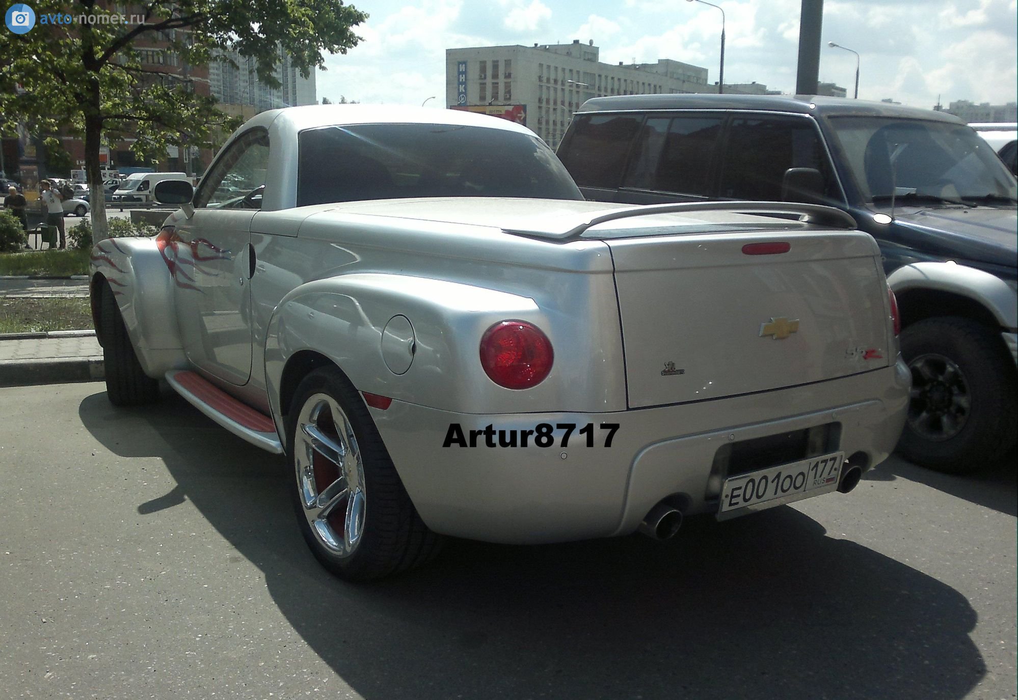 е 001 оо 177, Chevrolet SSR 1st gen (GMT368), 2003–2006