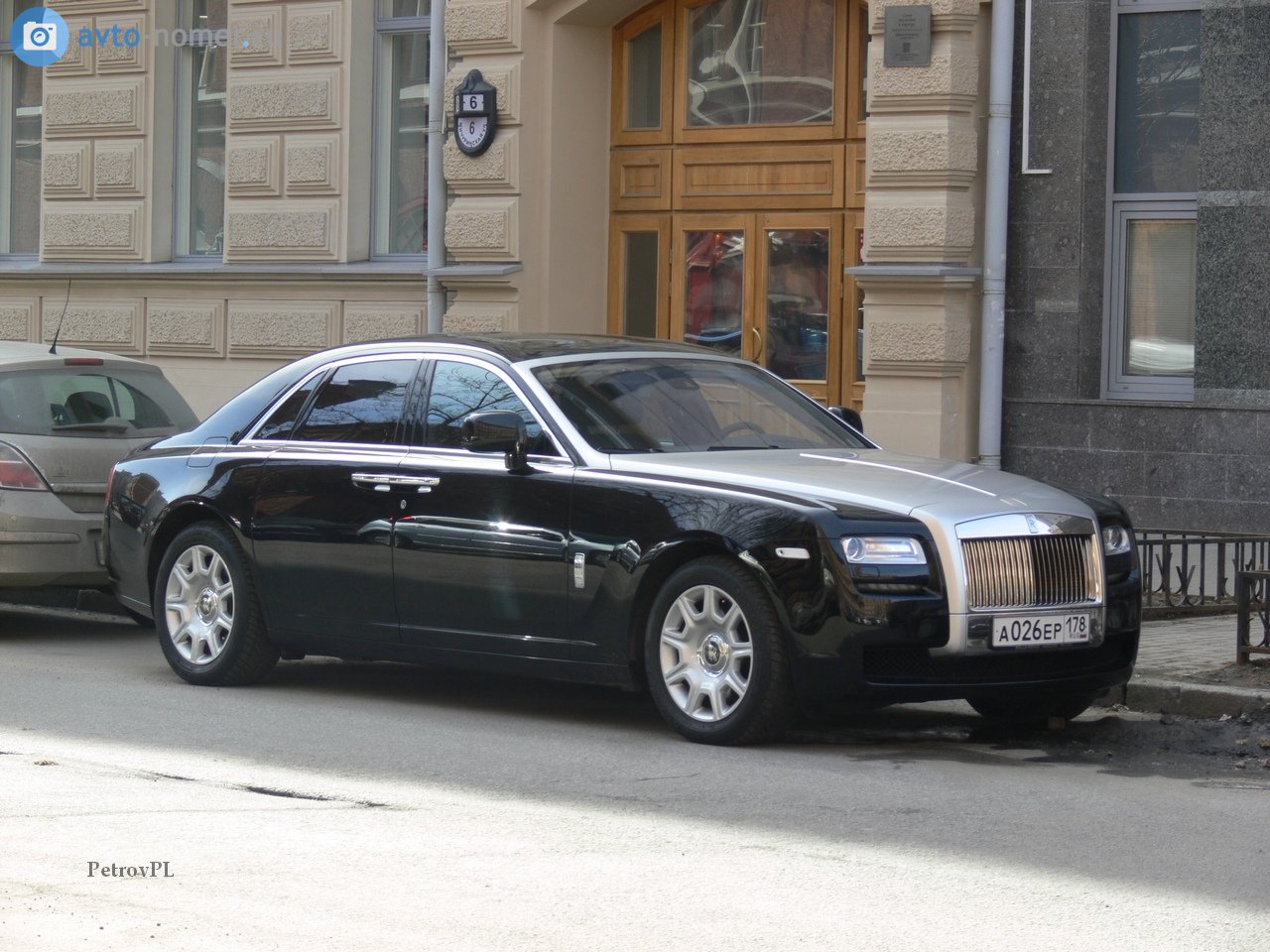 а 026 ер 178, Rolls-Royce Ghost 1st gen (RR4), 2009–2014