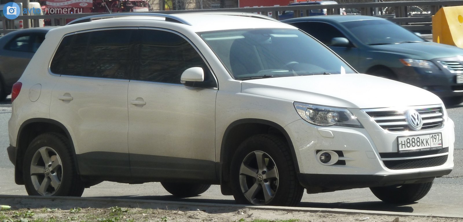 н 888 кк 197, Volkswagen Tiguan 