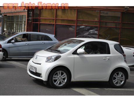 н208ха199, Toyota iQ