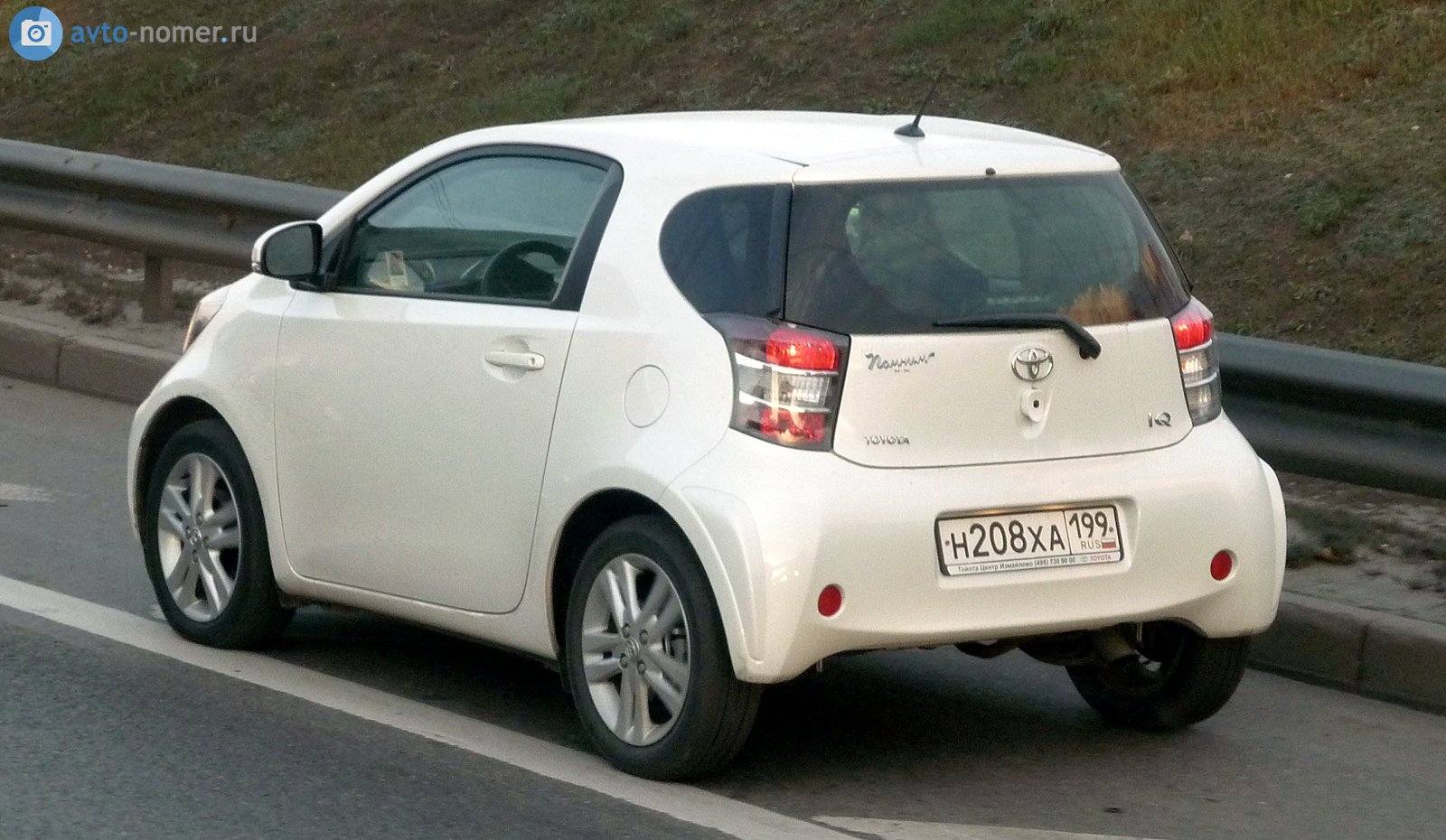 н 208 ха 199, Toyota iQ 1st gen (AJ10), 2008–2016