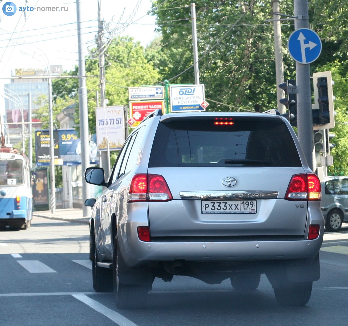 р 333 хх 199, Toyota Land Cruiser 200 (J200), 2007–2011