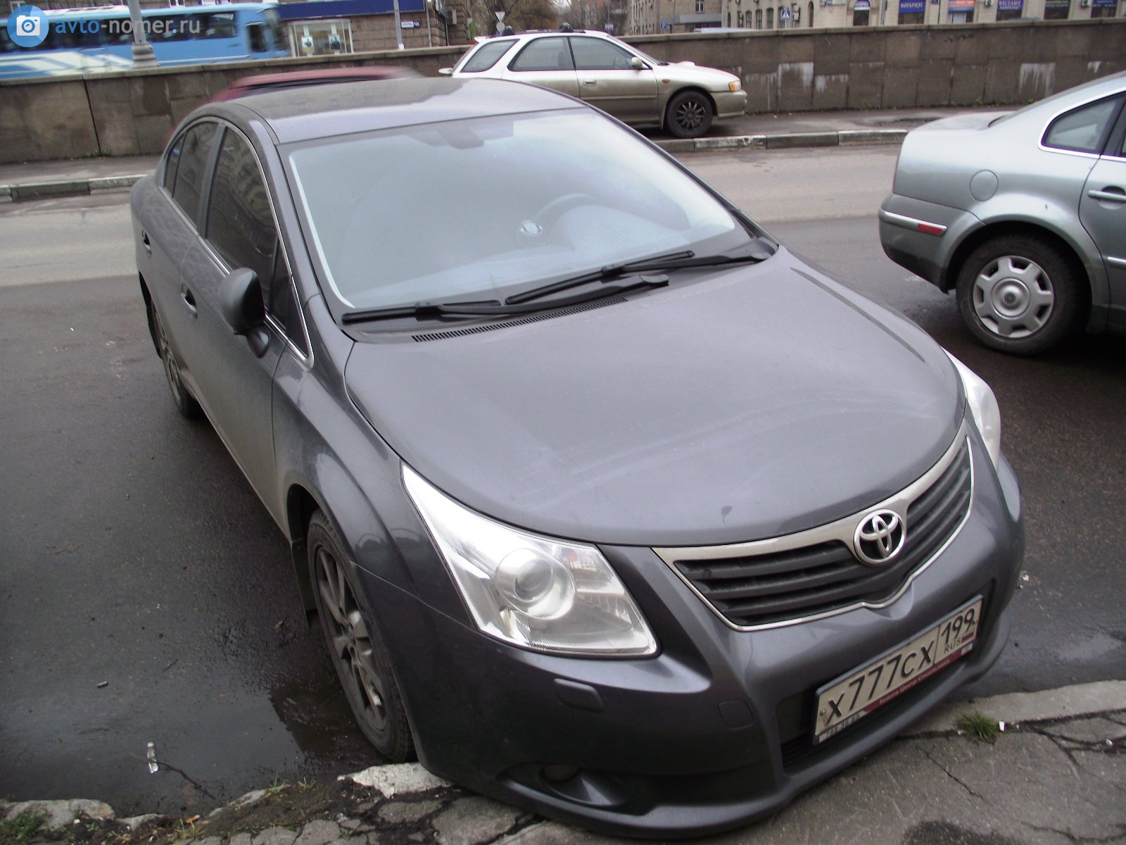 х 777 сх 199, Toyota Avensis 