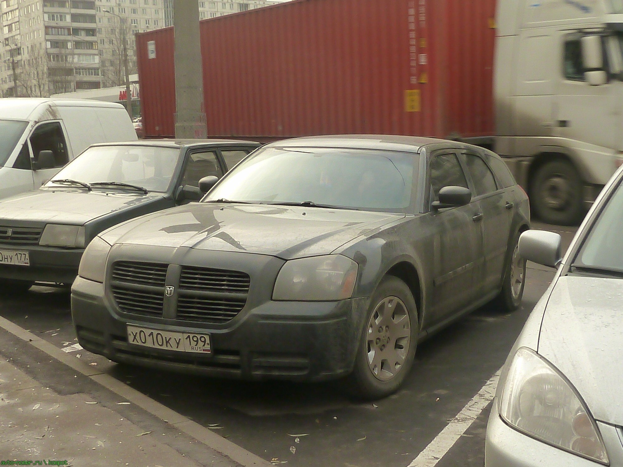 х 010 ку 199, Dodge Magnum 