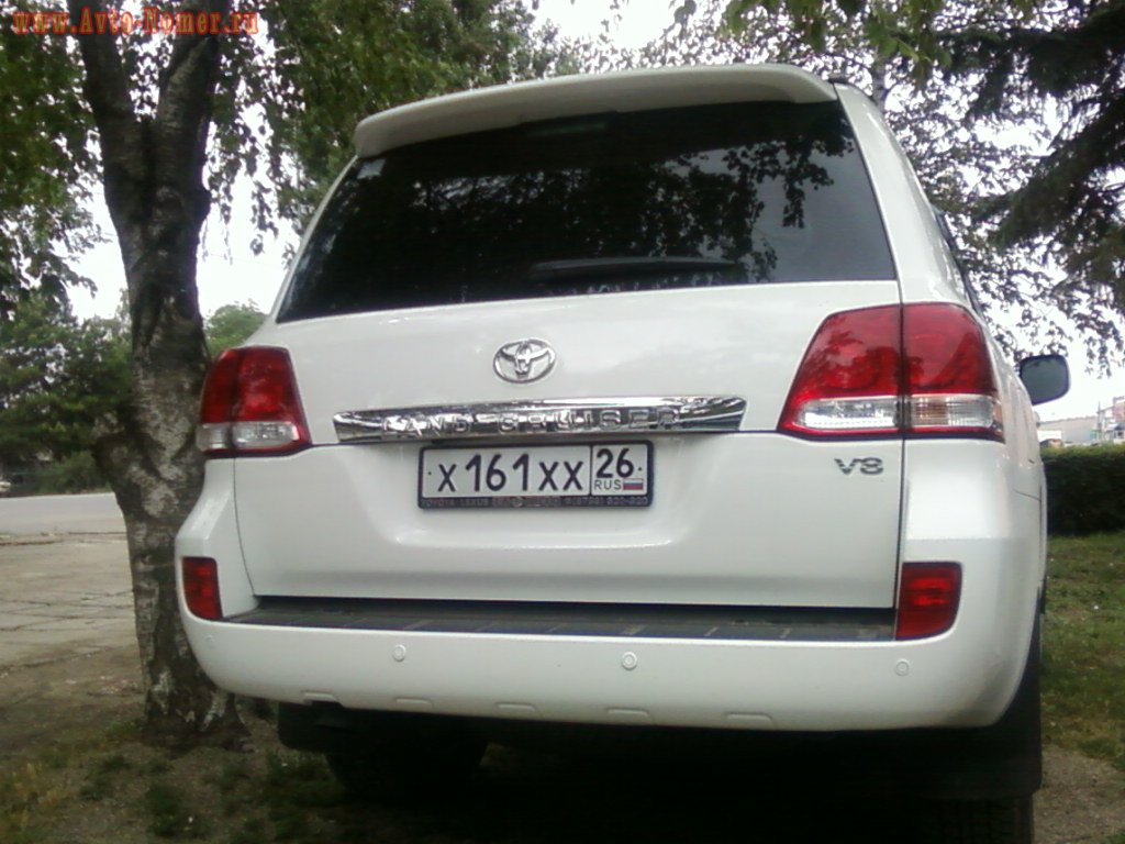 х 161 хх 26, Toyota Land Cruiser 200 (J200), 2007–2011