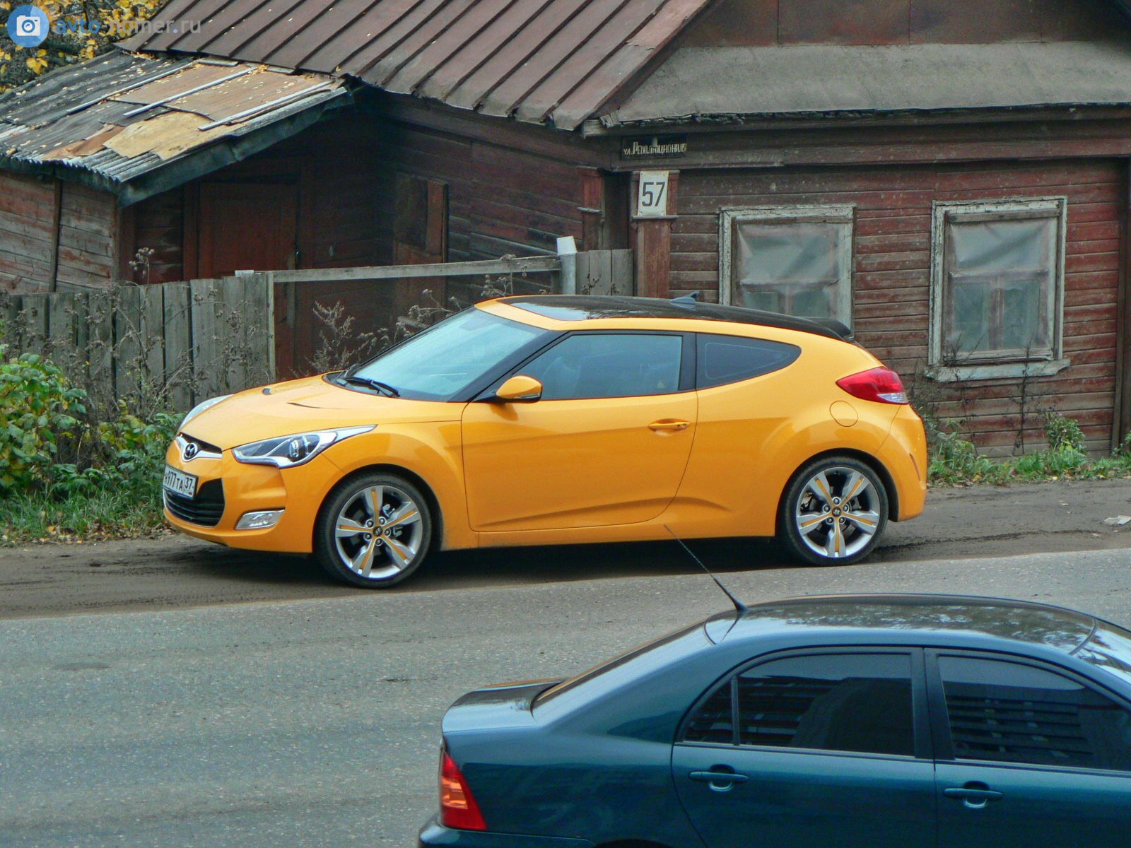 н 977 та 37, Hyundai Veloster 1st gen (FS), 2011­–2018