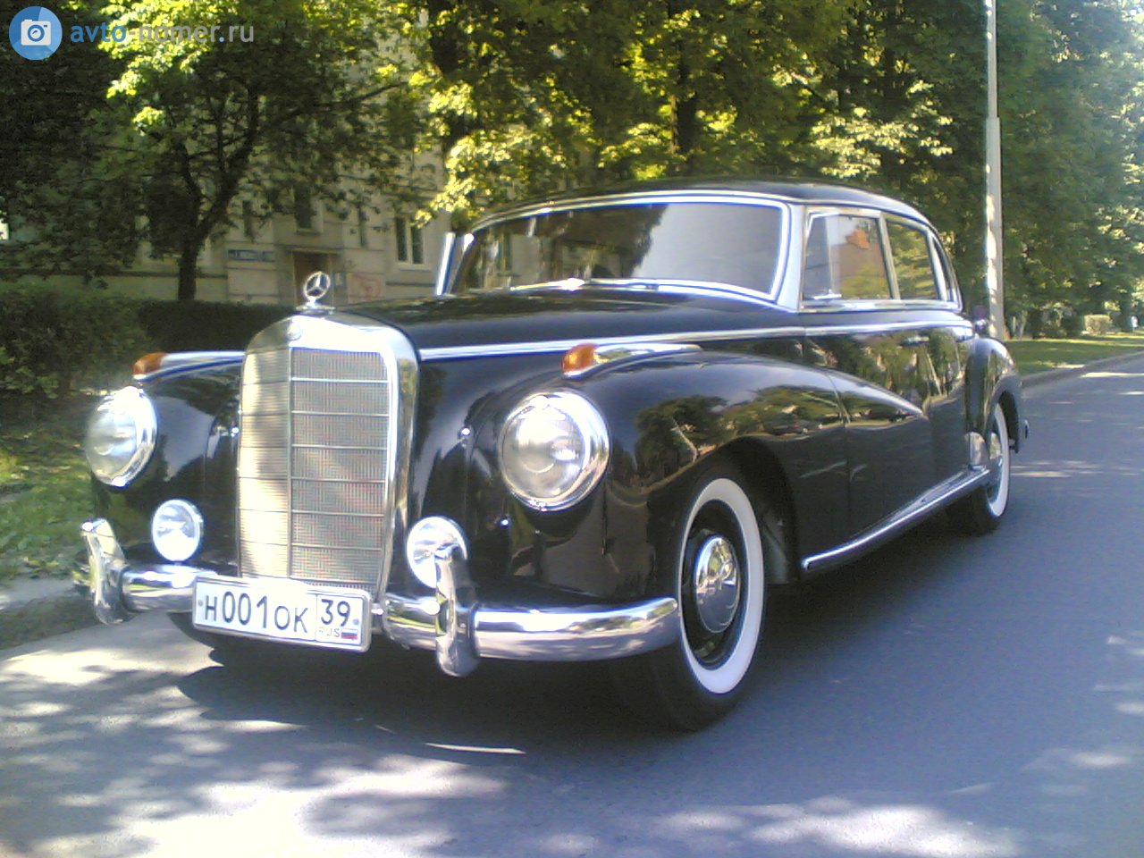 н 001 ок 39, Mercedes-Benz 300 