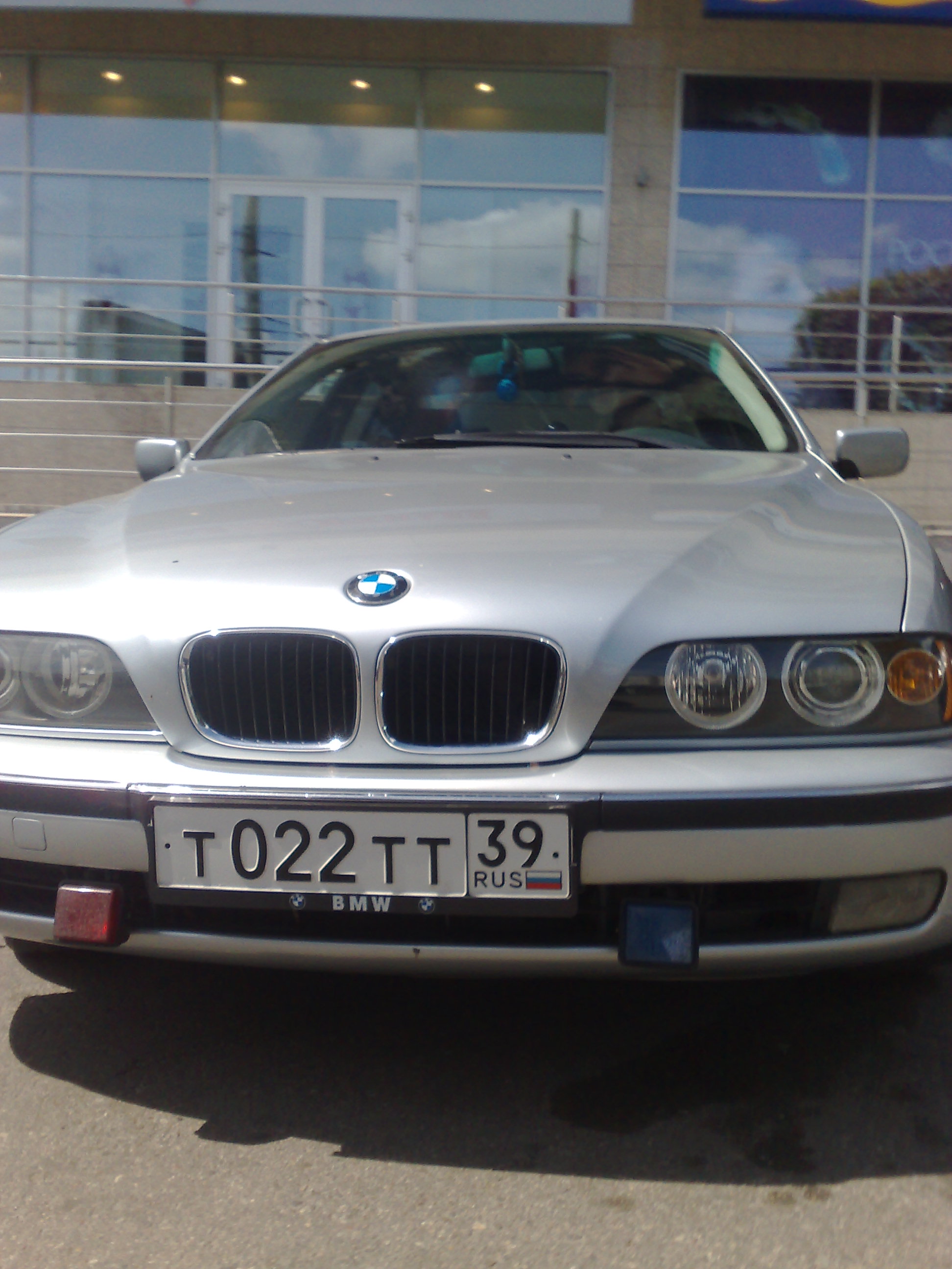 т 022 тт 39, BMW 5 Series 4th gen Sedan (E39), 1995–2003