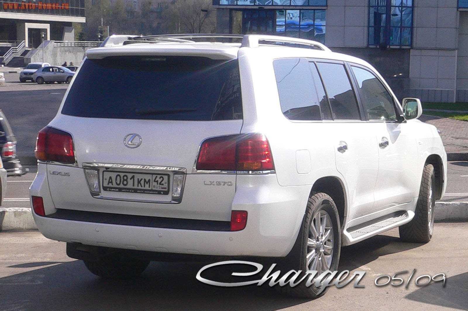 а 081 км 42, Lexus LX 3rd gen (J200), 2007–2012