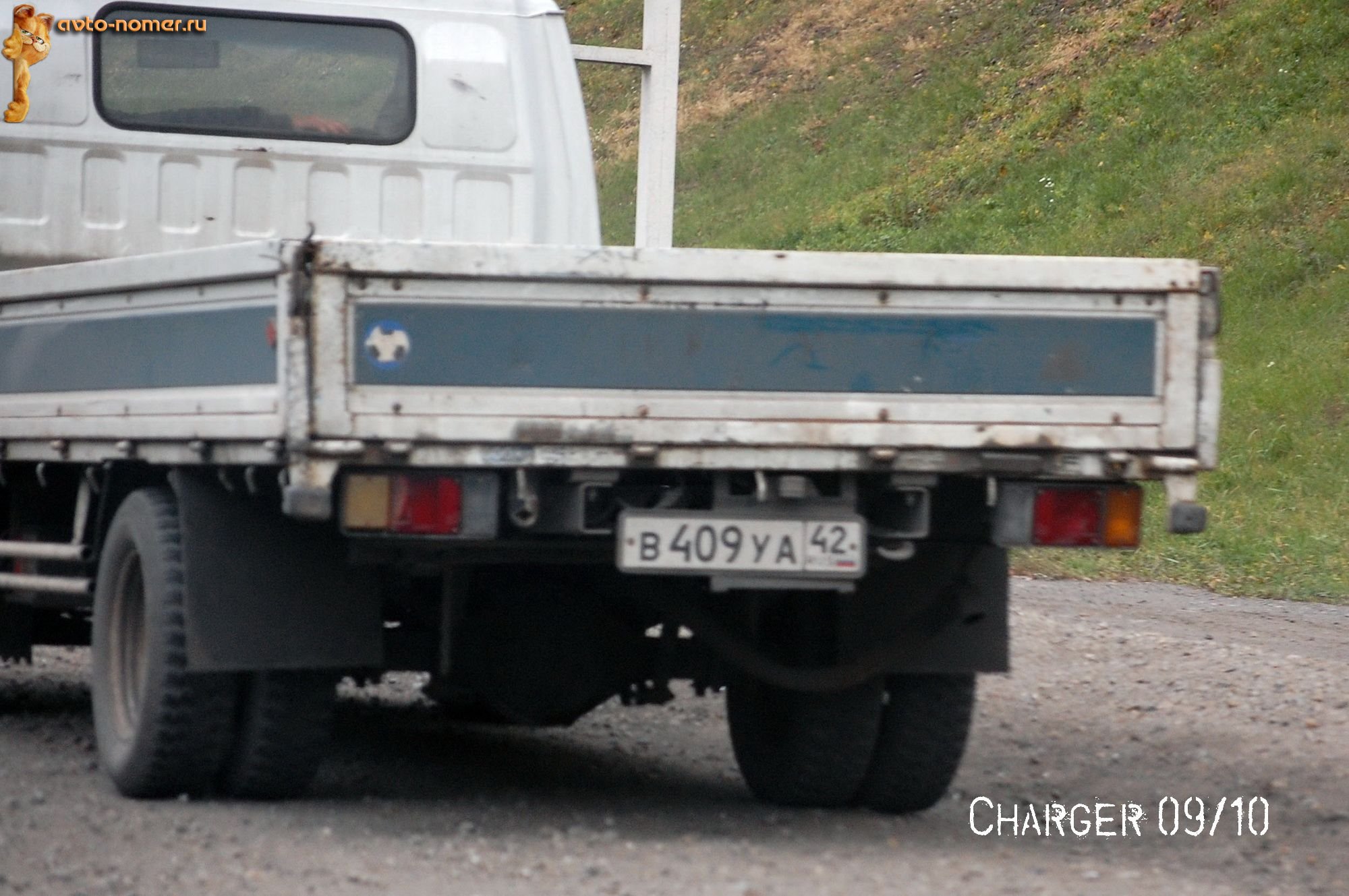 в 409 уа 42, Isuzu Elf 