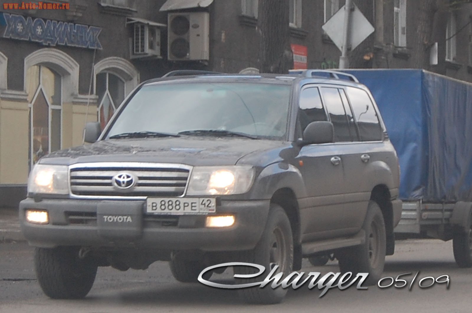 в 888 ре 42, Toyota Land Cruiser 100 (J100), 1998–2007