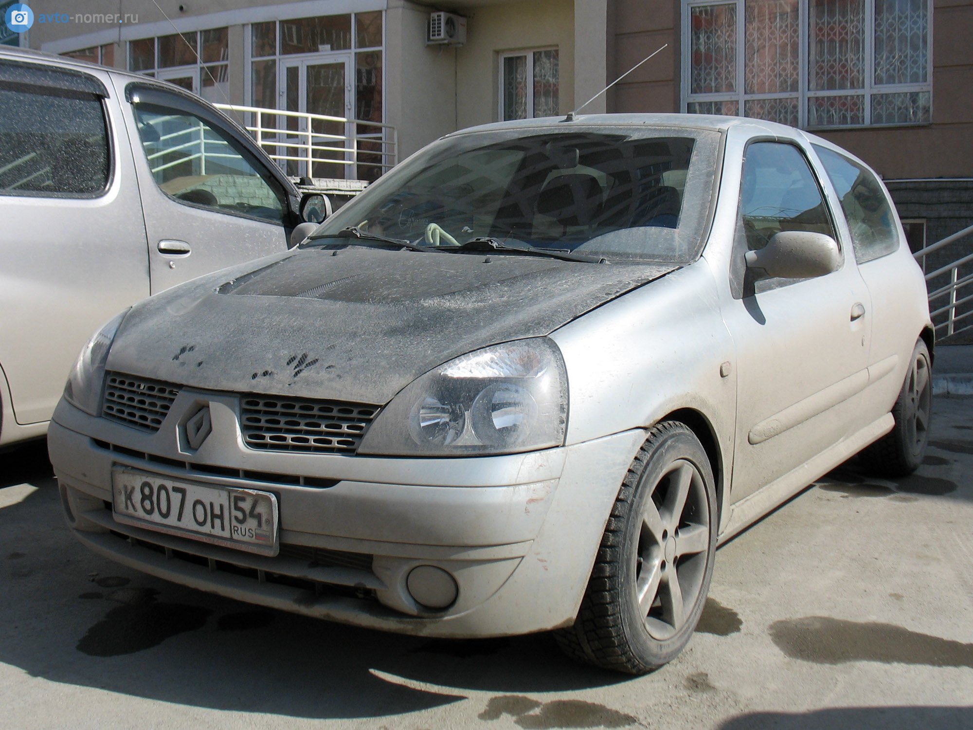 к 807 он 54, Renault Lutecia 2nd gen 3-door Hatch (C65), facelift, 2001–2006