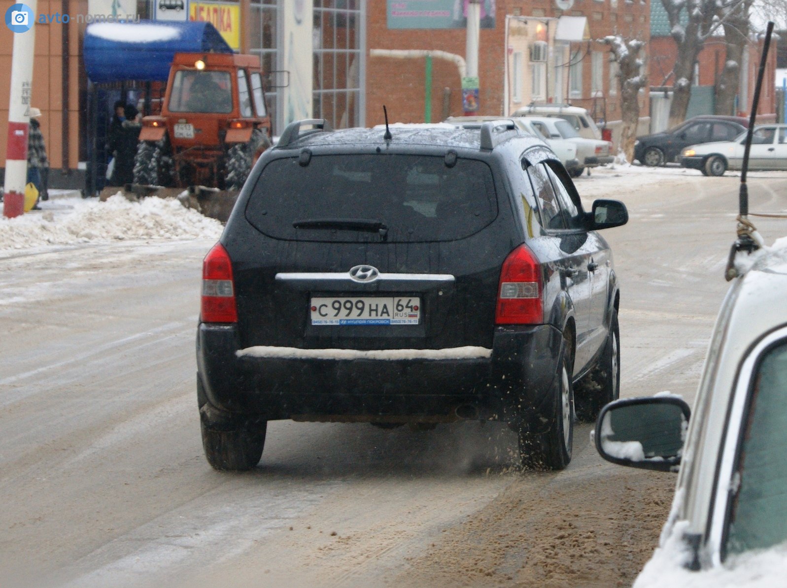 с 999 на 64, Hyundai Tucson 1st gen (JM), 2004–2010 (–2018 for BR-market)
