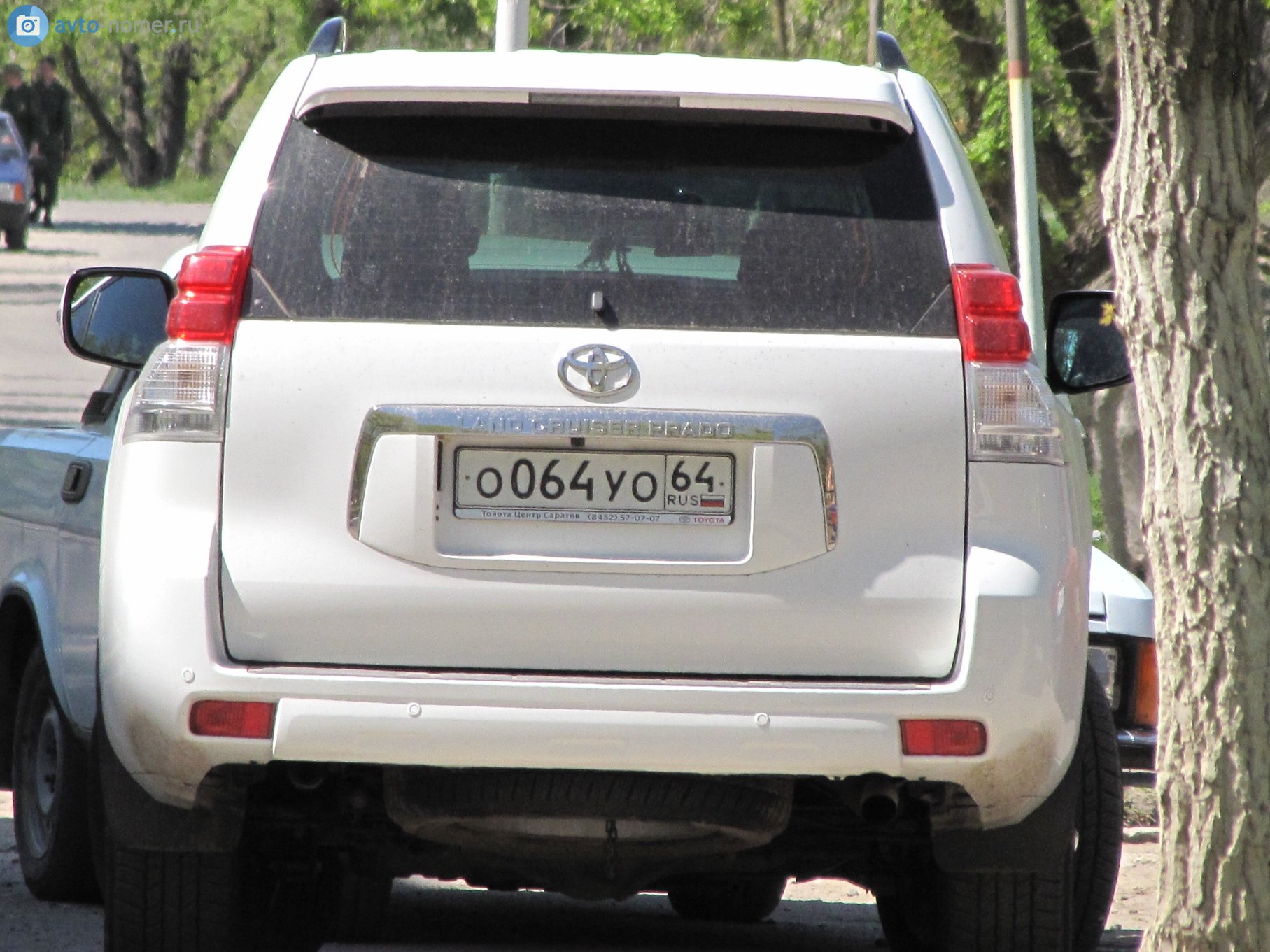 о 064 уо 64, Toyota Land Cruiser Prado 4th gen 5-door SUV (J150), 2009–2013
