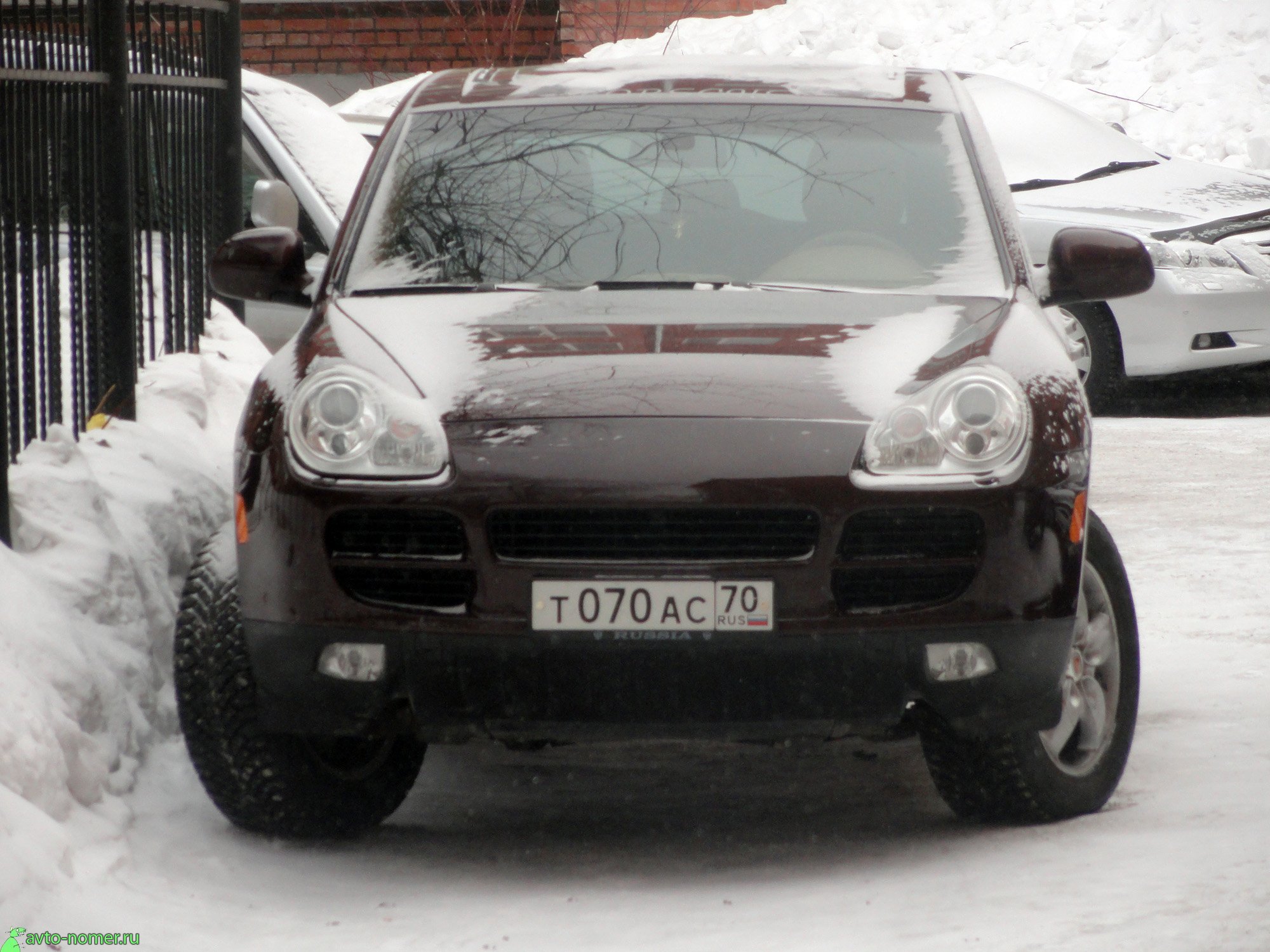 т 070 ас 70, Porsche Cayenne 1st gen (955; 9PA), 2002–2007