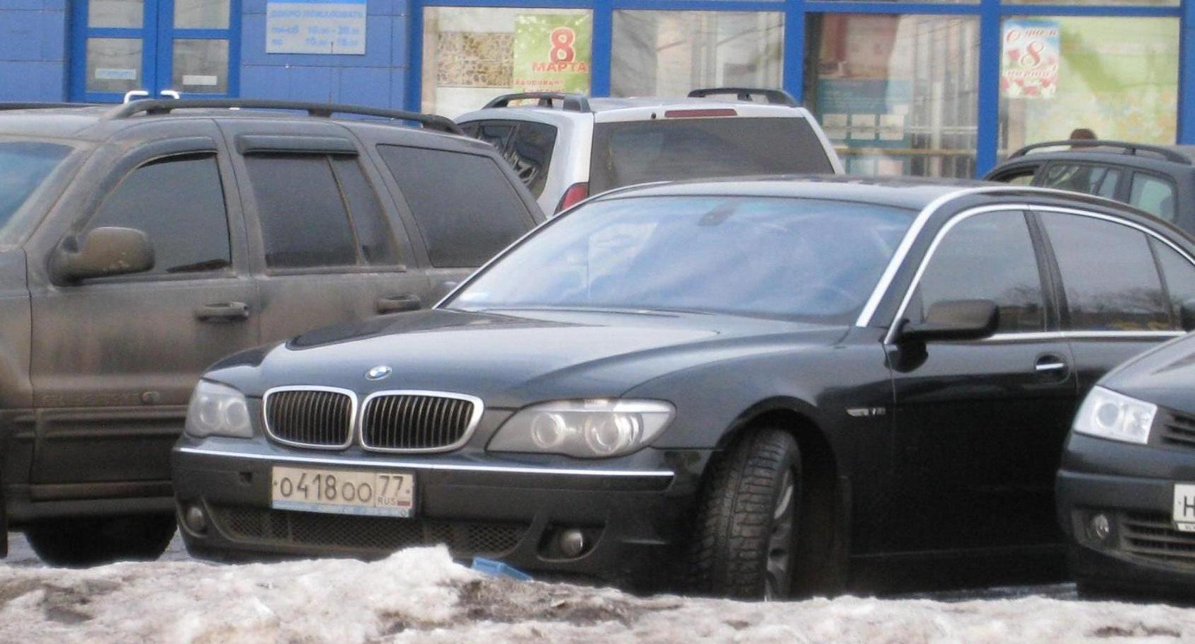 о 418 оо 77, BMW 7 Series 4th gen (E65–E68), 2001–2005