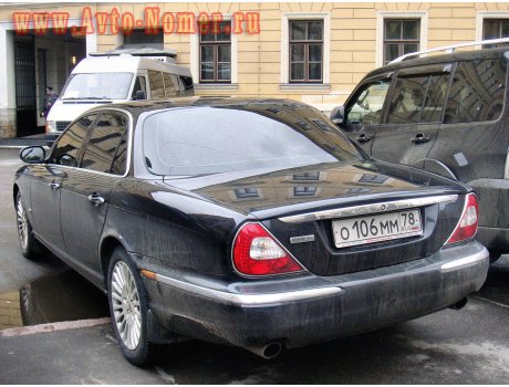 о106мм78, Jaguar XJ