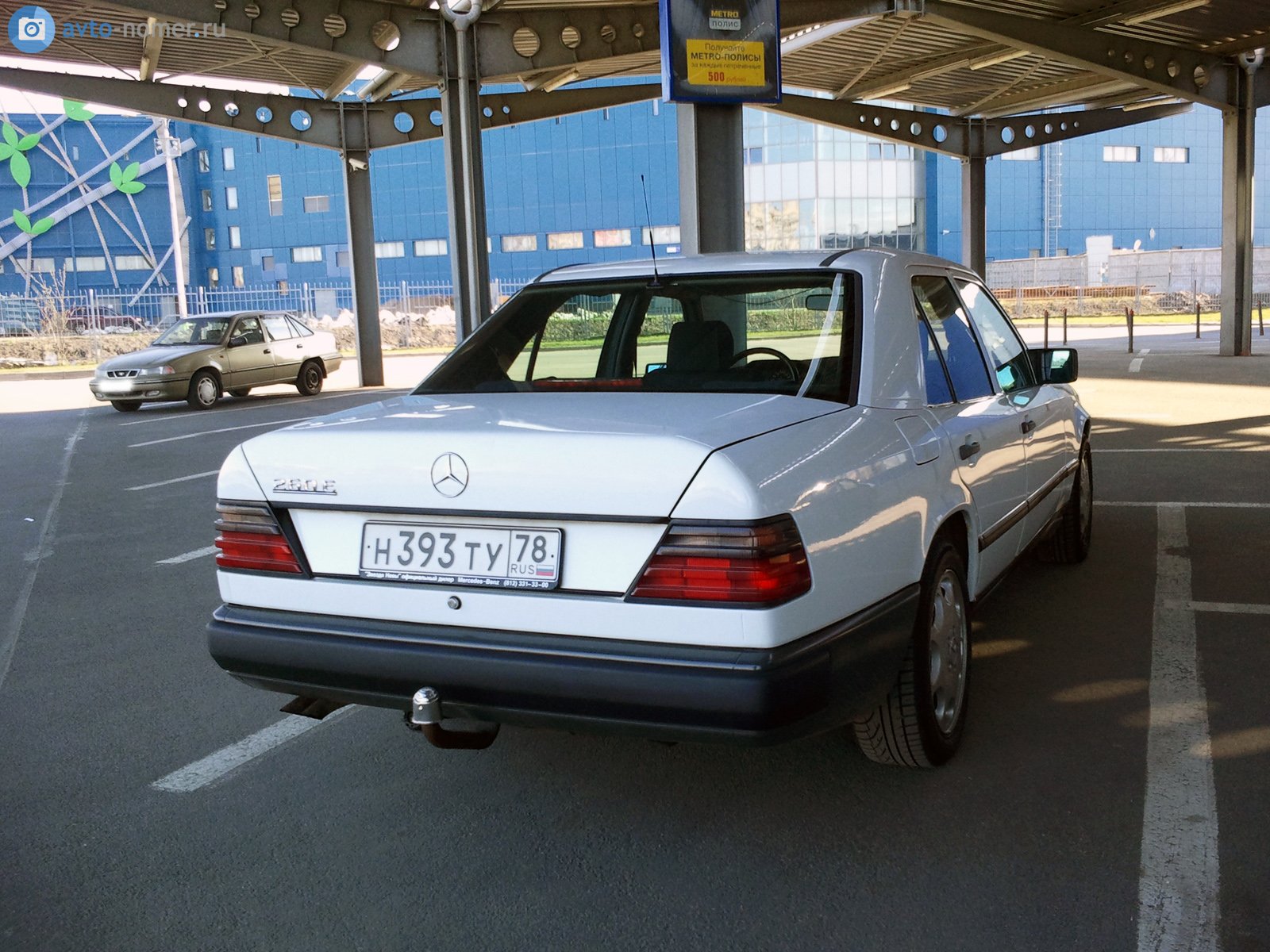 н 393 ту 78, Mercedes-Benz E-Klasse 1st gen Sedan (W124), 1984­–1995