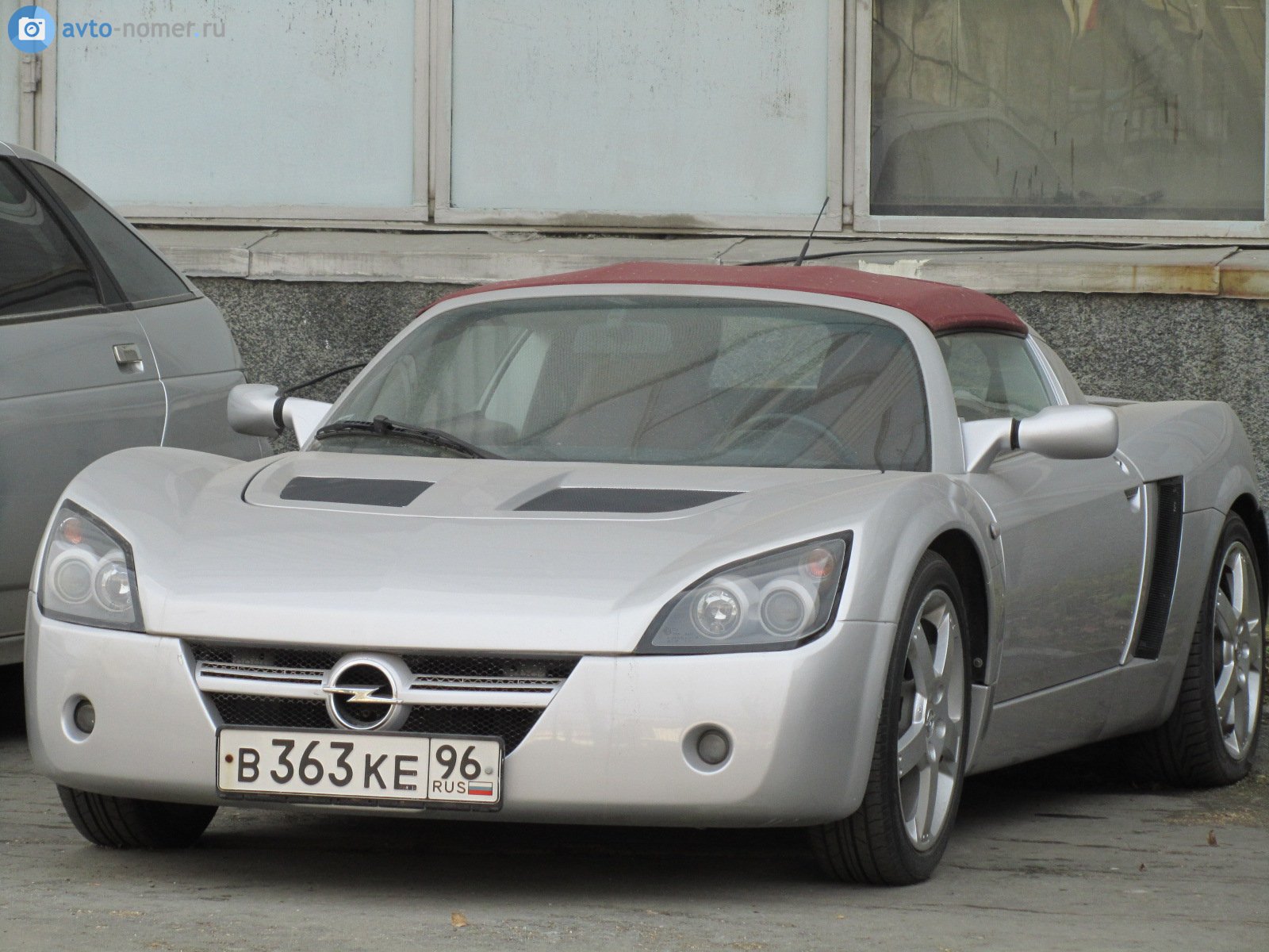 в 363 ке 96, Opel Speedster 1st gen (E01), 2000–2005