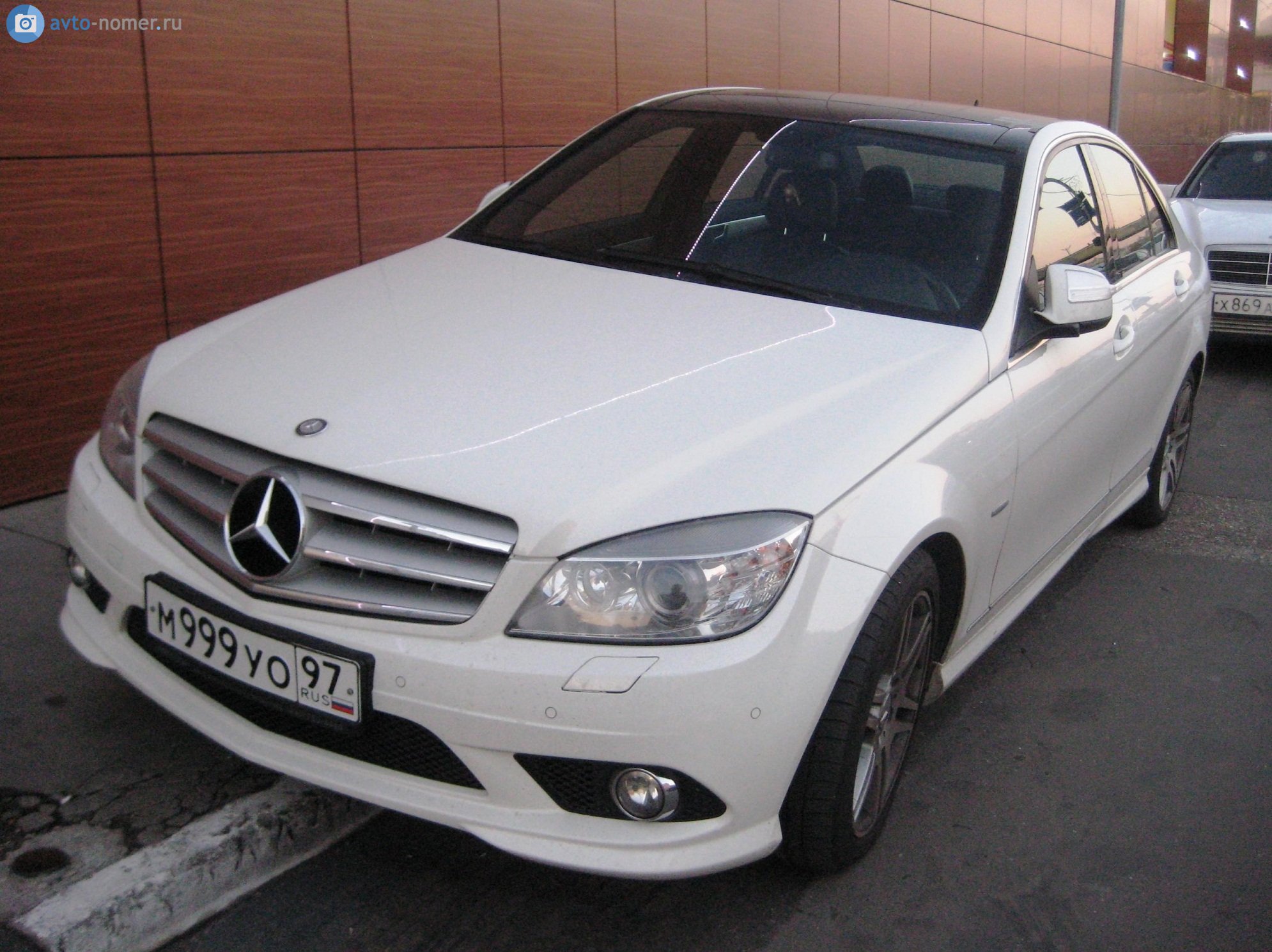 м 999 уо 97, Mercedes-Benz C-Klasse 