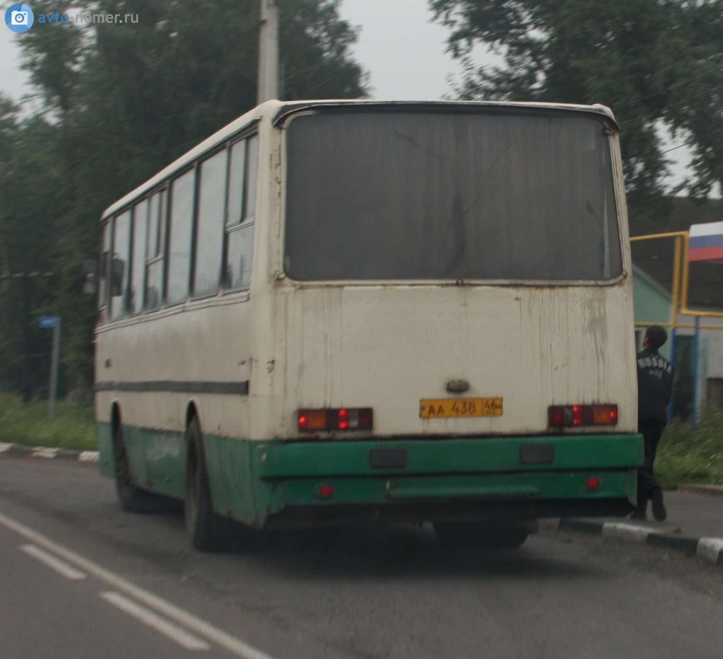 аа 438 46, Ikarus 260 