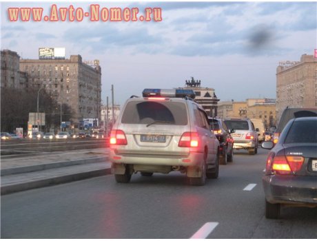 т 0174 77, Toyota Land Cruiser