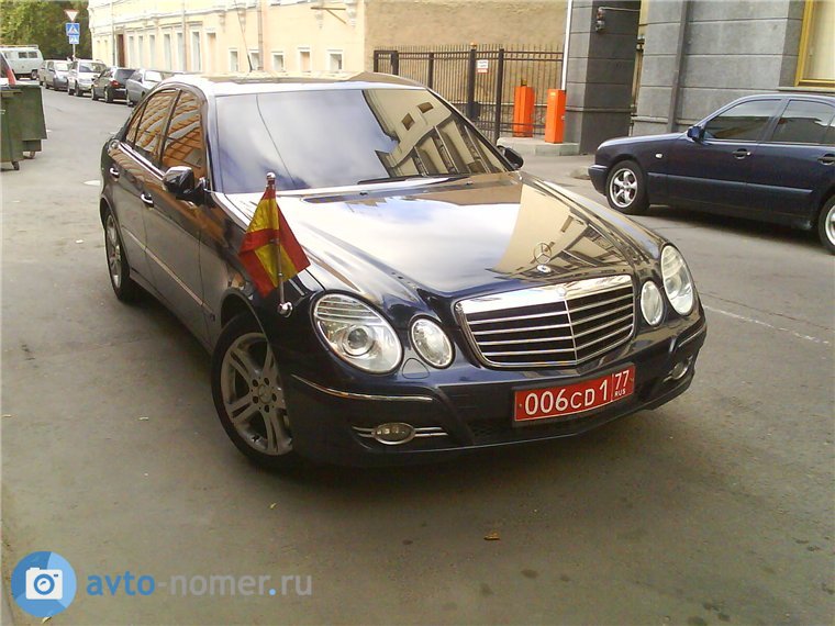 006 CD 1 77, Mercedes-Benz E-Klasse 3rd gen Sedan (W211), 2002­–2009