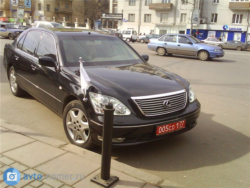 005 CD 1 77, Lexus LS 3rd gen (XF30), 2000–2006